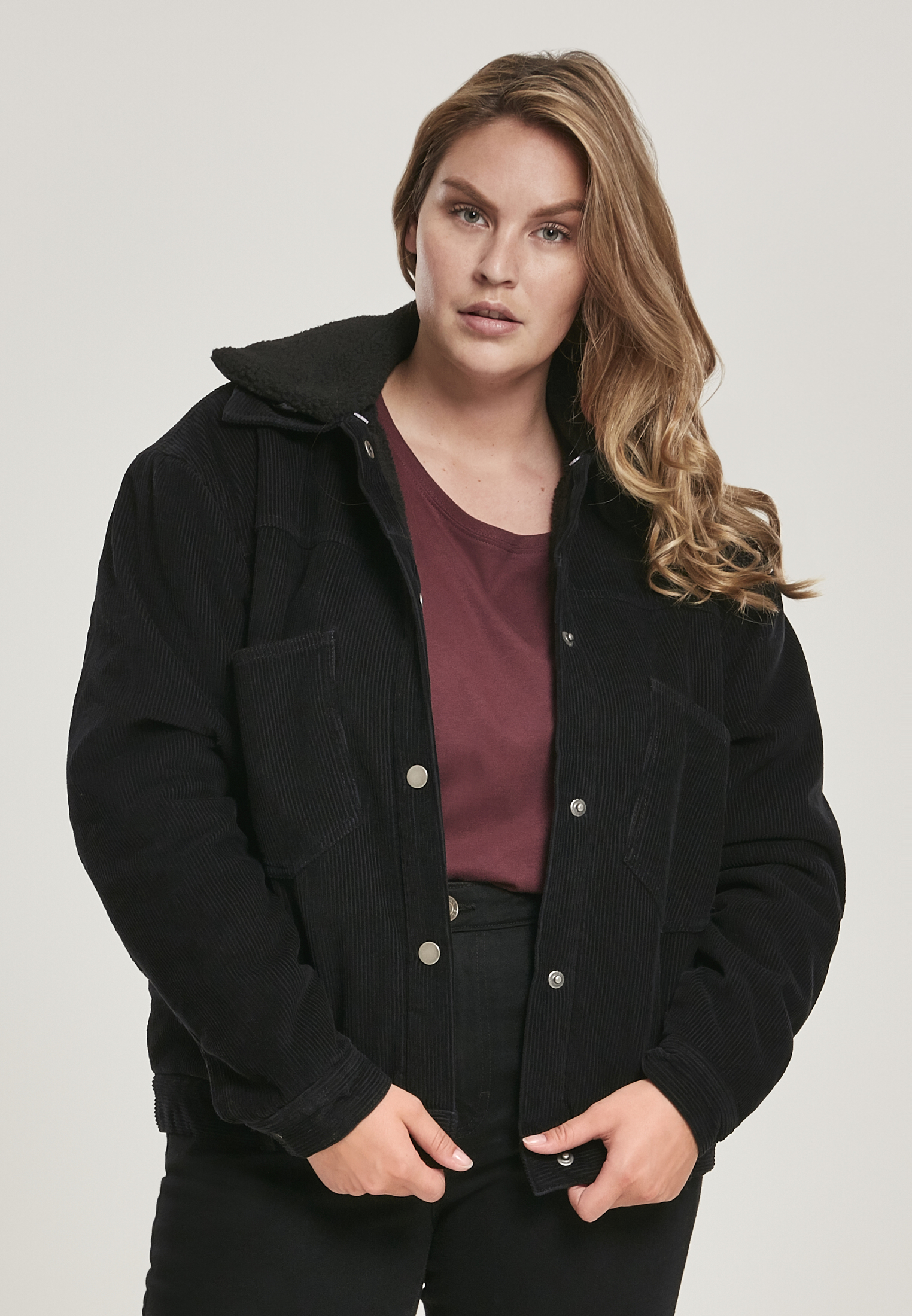 Doamnelor supradimensionate Corduroy Sherpa Jacket Negru / negru