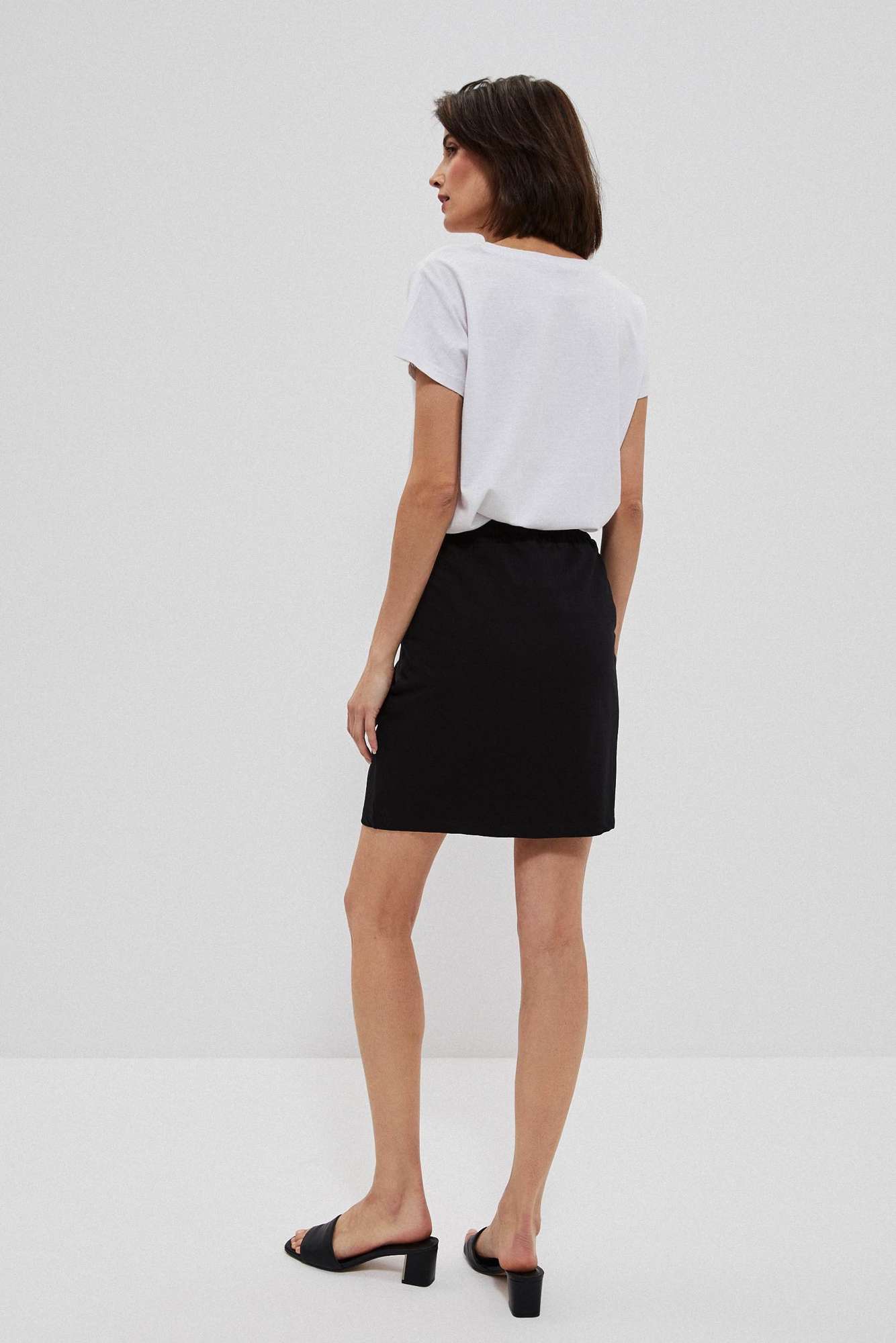 Plain skirt with pockets - black