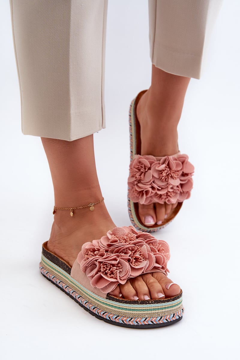 Dámské pantofle na platformě zdobené květinami, růžová Nodina