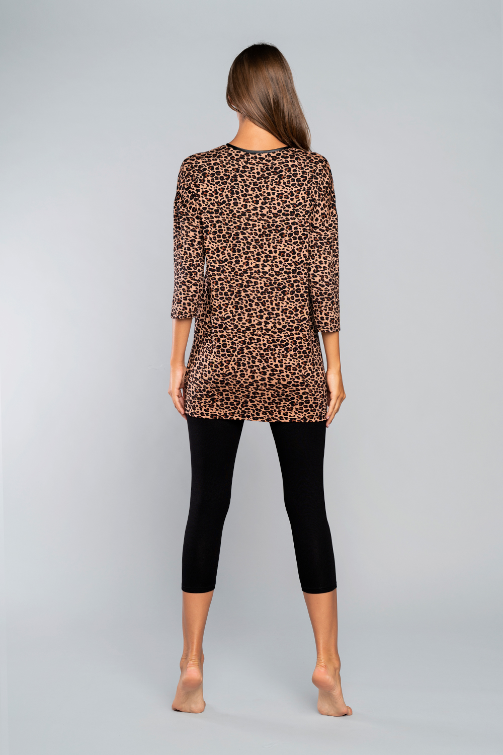 Panther pyjamas 3/4 sleeve, 3/4 legs - beige/black print
