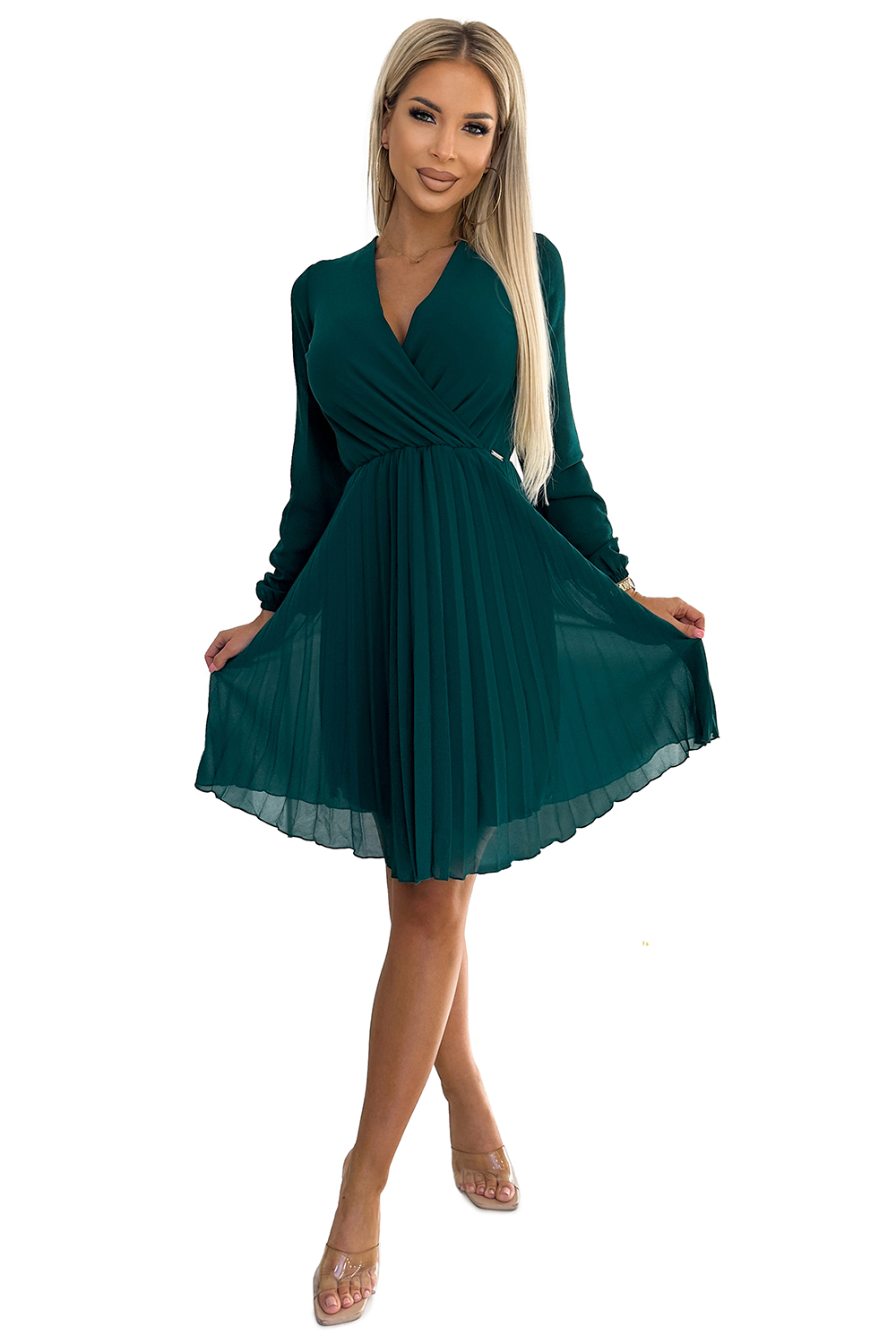 Pleated chiffon dress with long sleeves and a Numoco neckline