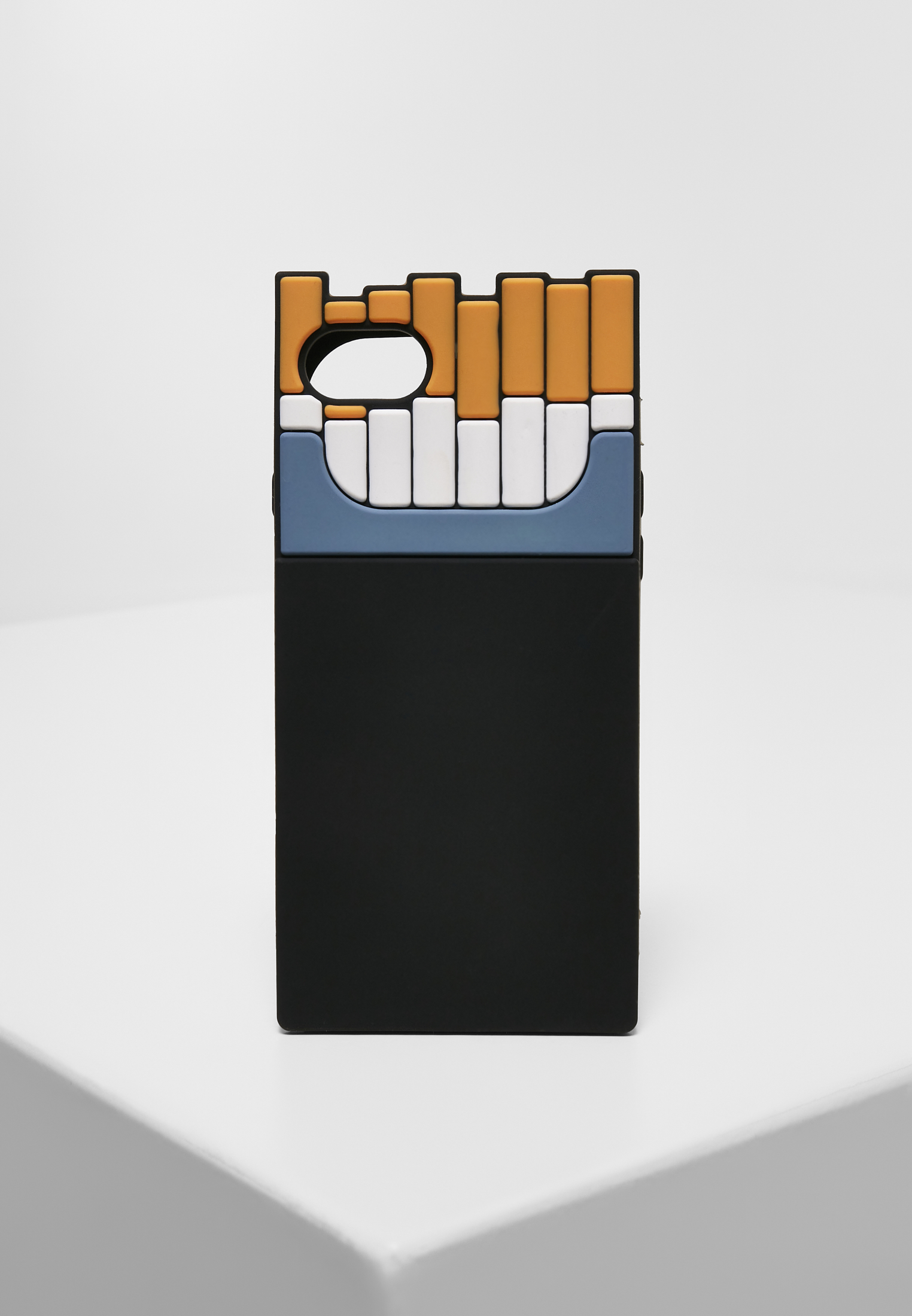 Levně Pouzdro na telefon Cigarety iPhone 7/8, SE černé