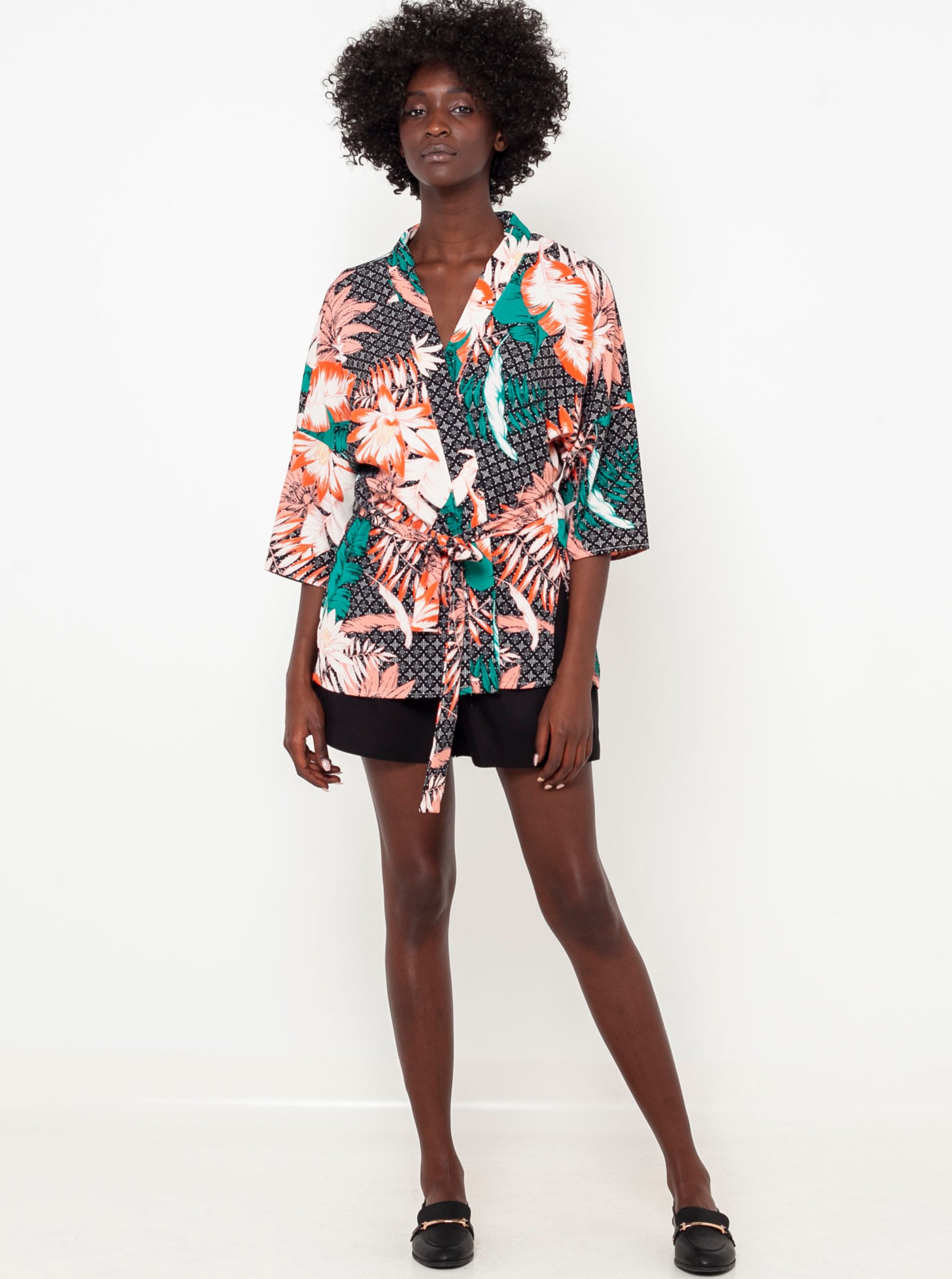 Black Flowered Kimono with CAMAIEU Binding - Women