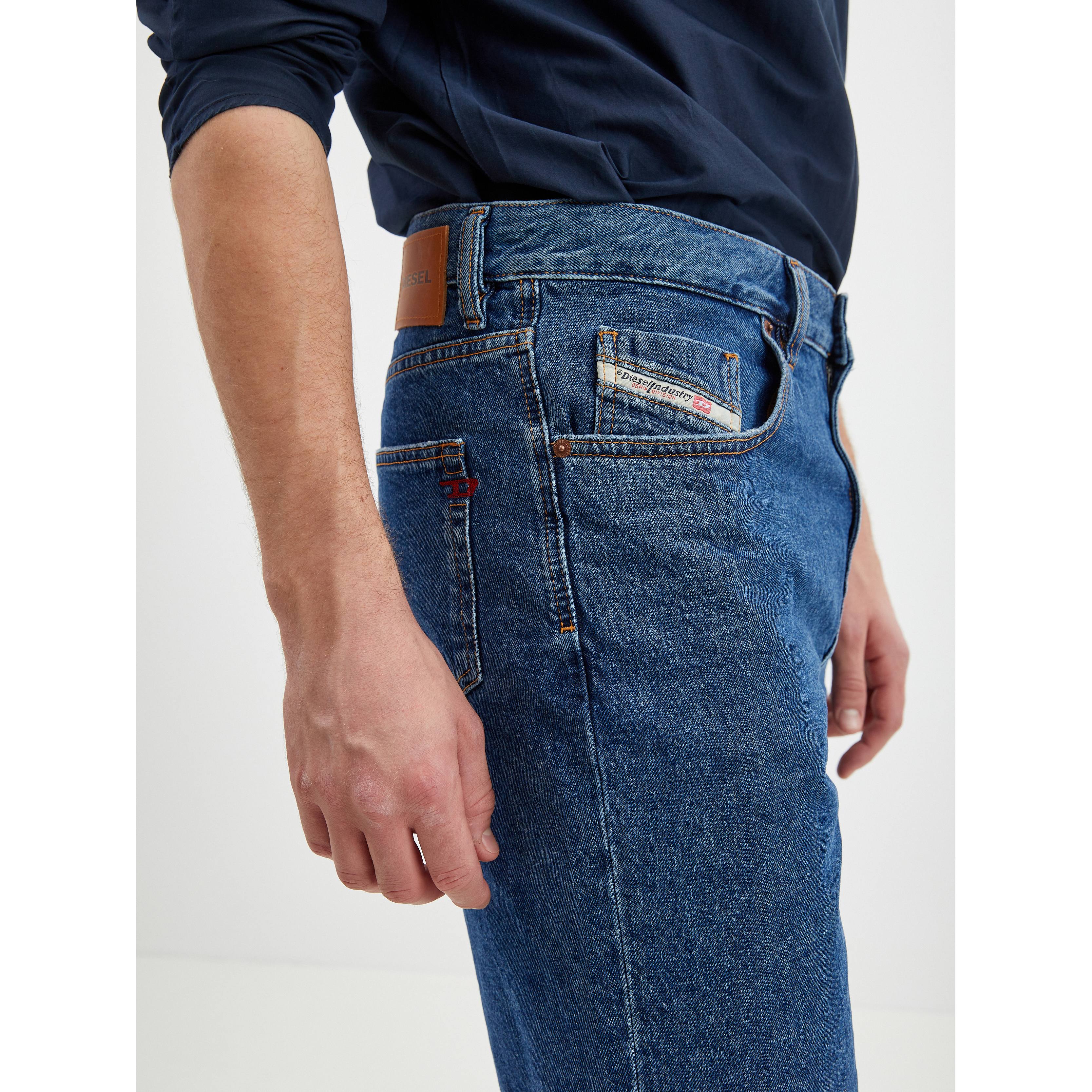 Pantaloni scurti de barbati, Diesel