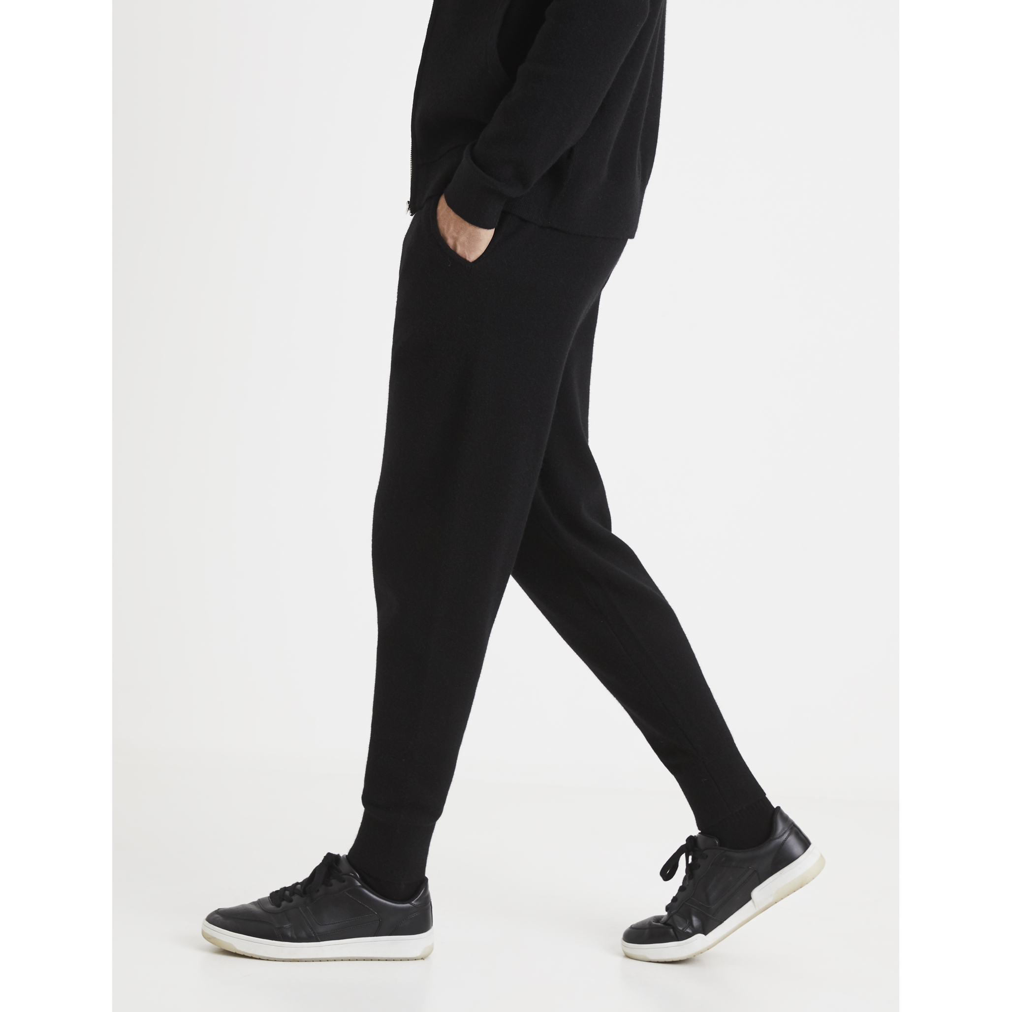 Pantaloni sport si de casa pentru barbati Celio - negru