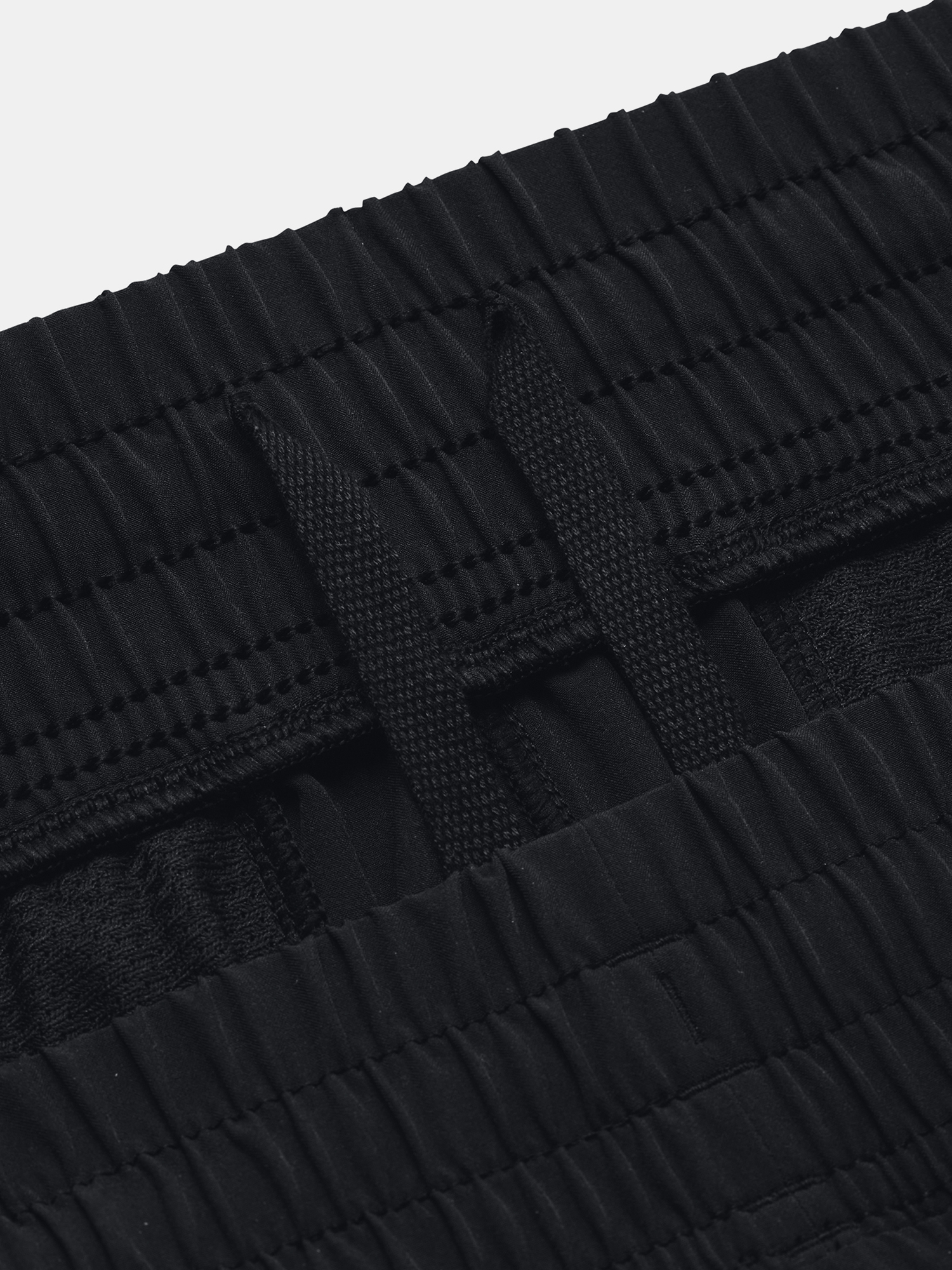 Pantaloni si pantaloni scurti pentru femei Under Armour - negru