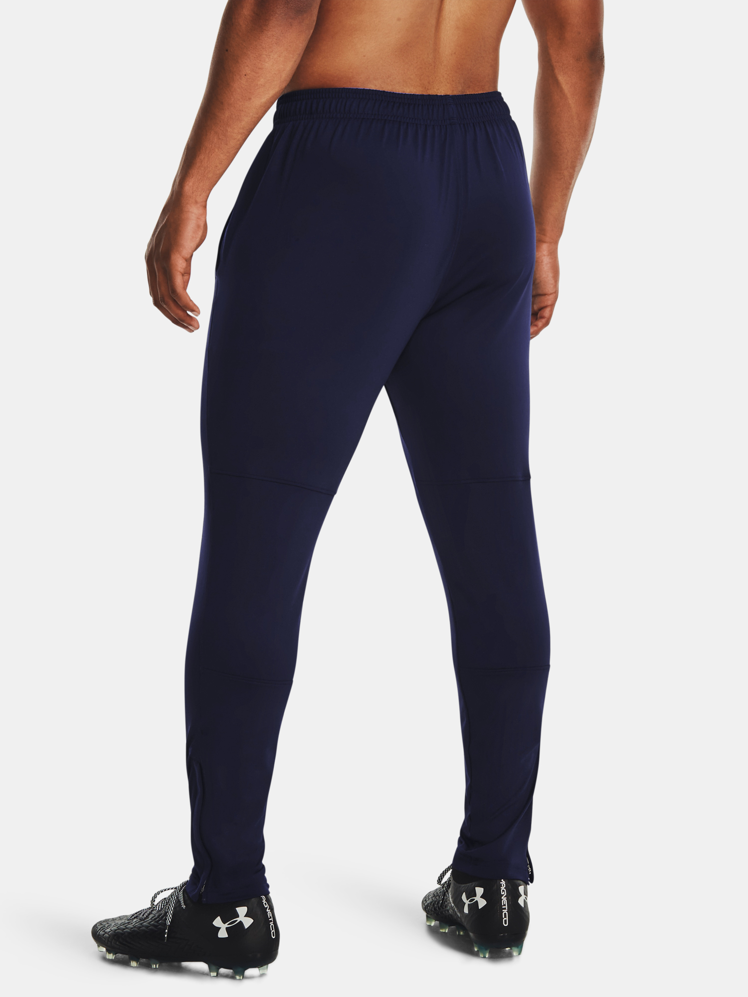 Pantaloni si pantaloni scurti pentru barbati Under Armour - albastru inchis