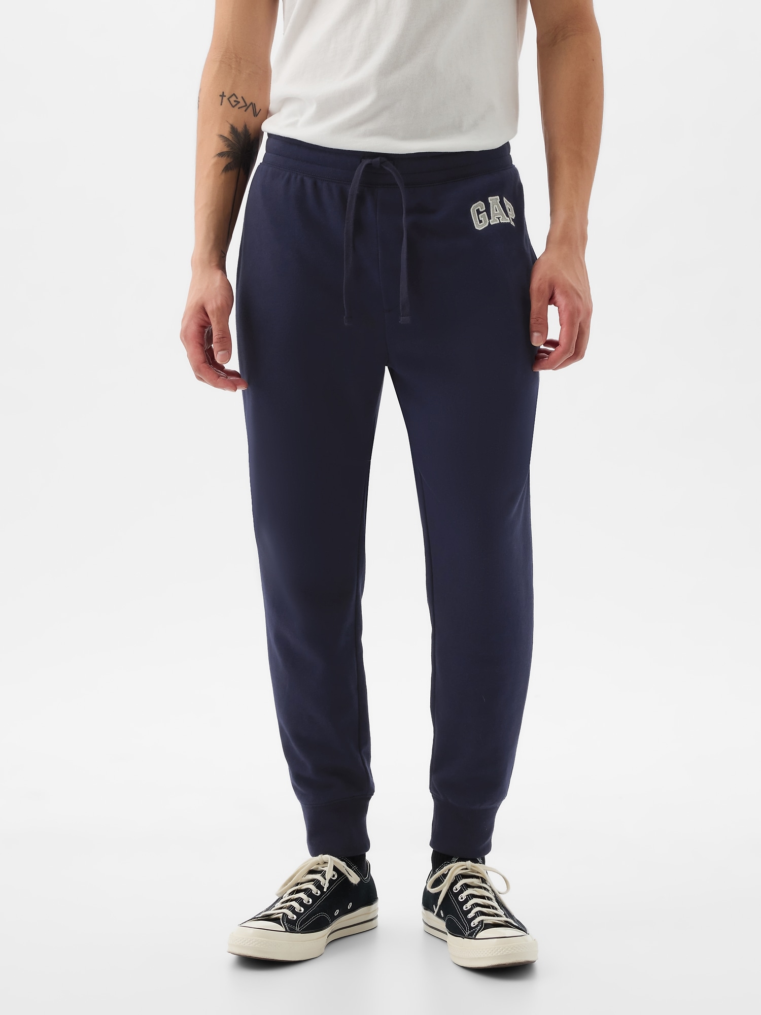 Pantaloni scurti, pantaloni basic pentru barbati GAP - albastru inchis