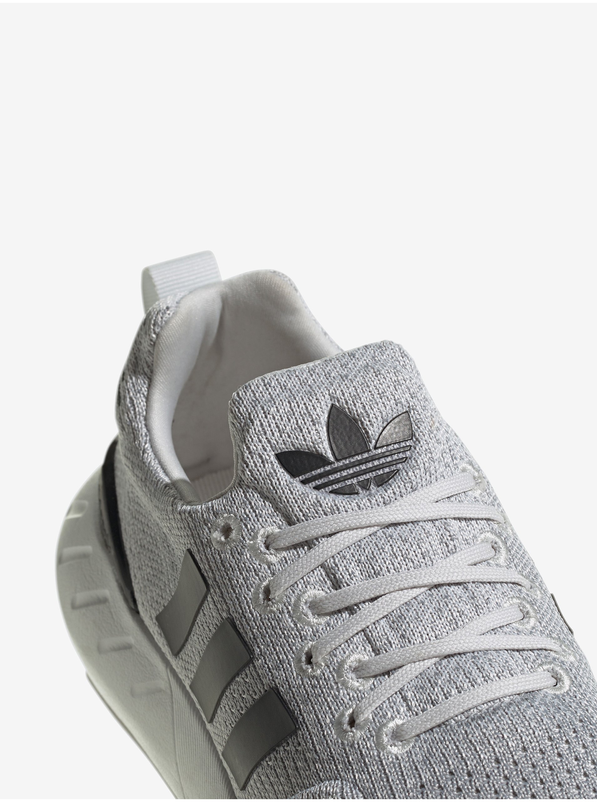Svetlošedé dámske tenisky adidas Originals Swift Run 22