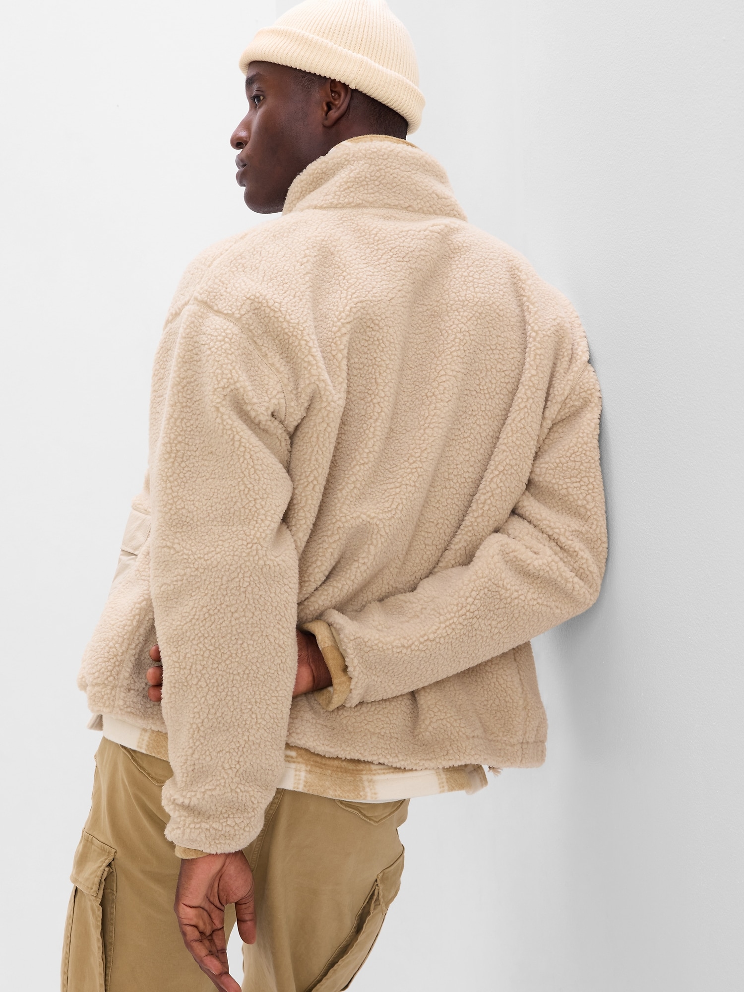 Jachete subtire pentru barbati GAP - bej