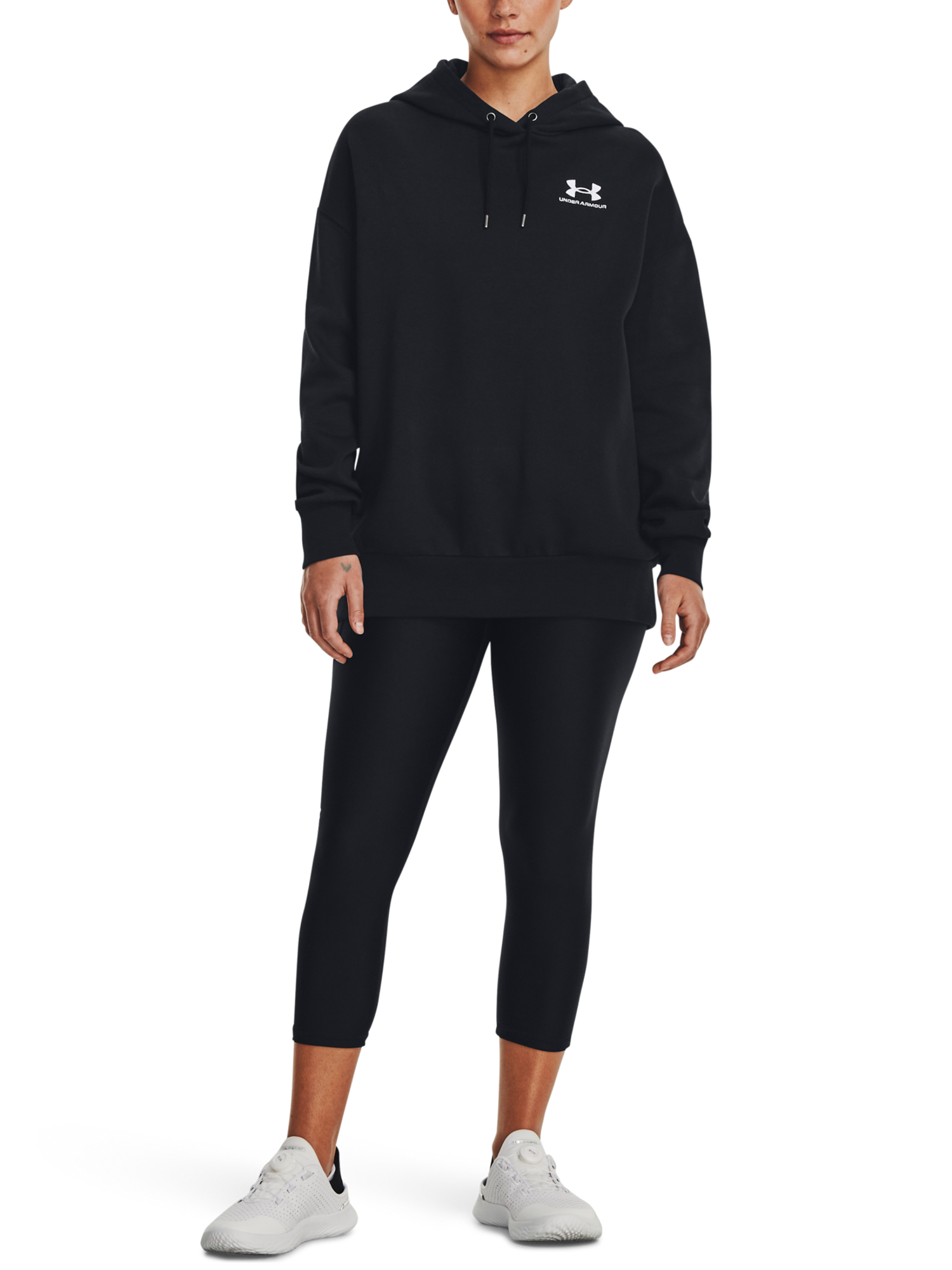 Jachete si tricouri pentru femei Under Armour - negru