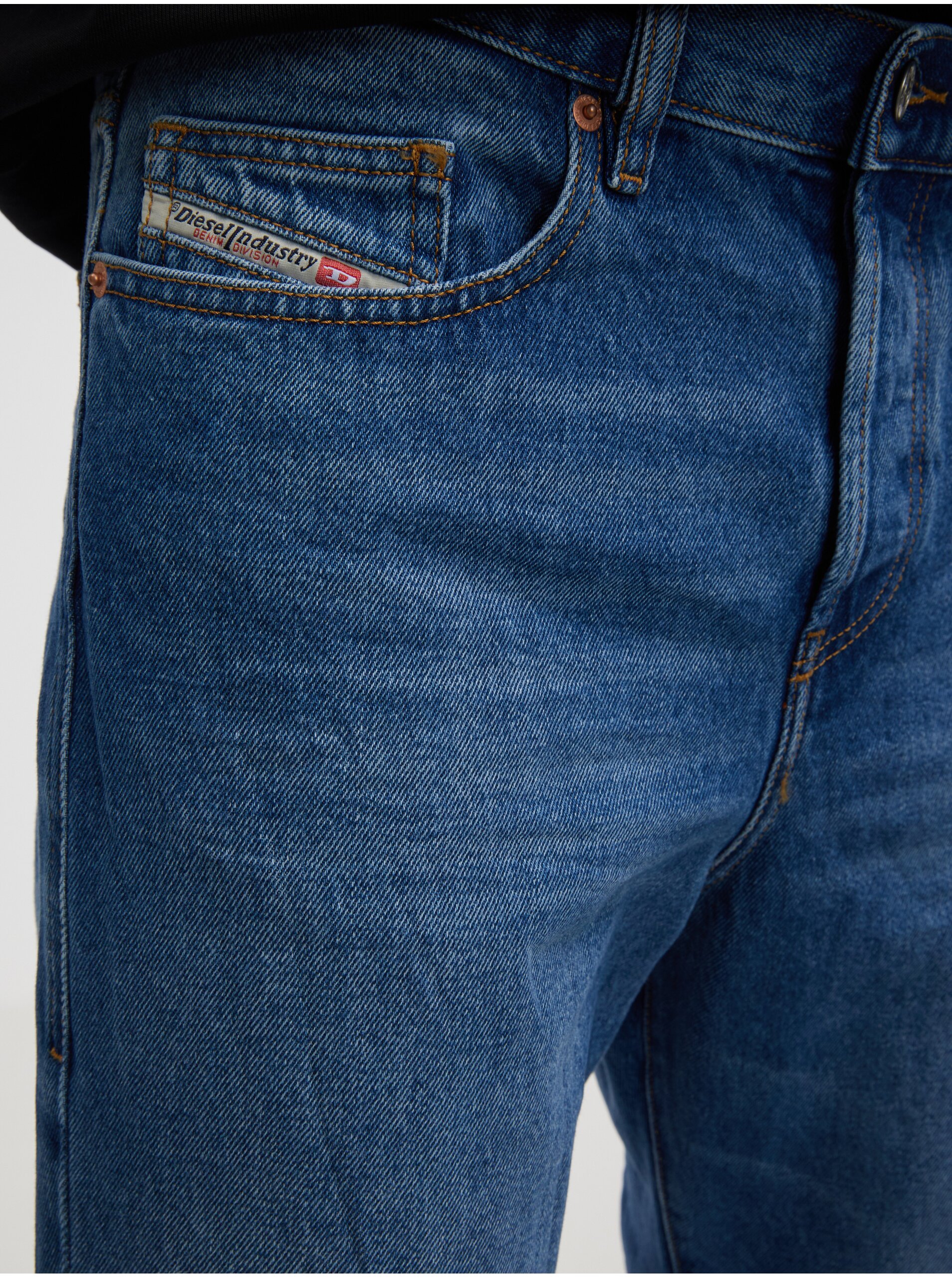 Straight fit pentru barbati Diesel - albastru inchis