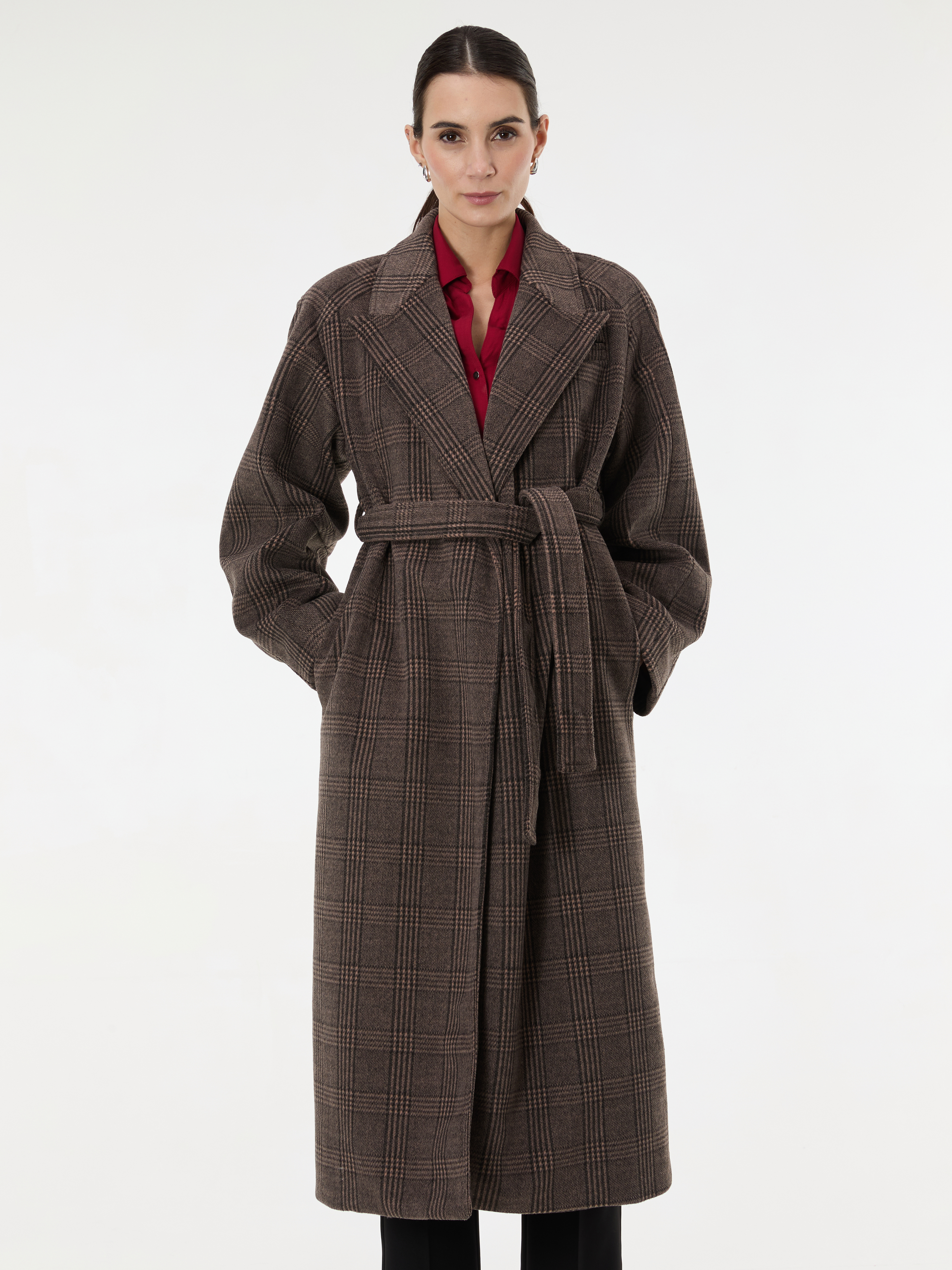 Кафяво дълго дамско палто ORSAY