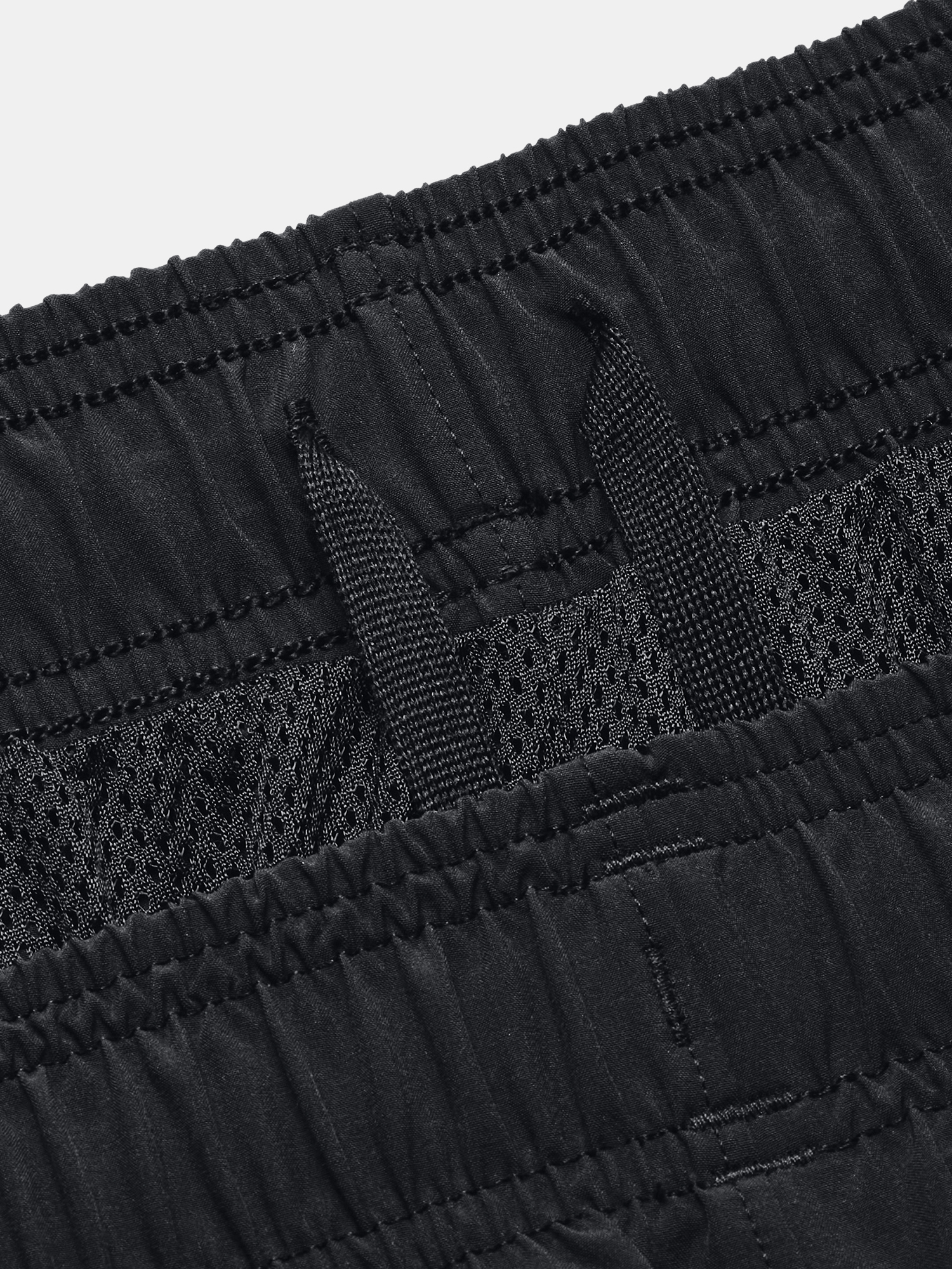 Pulovere cu gluga pentru barbati Under Armour - negru
