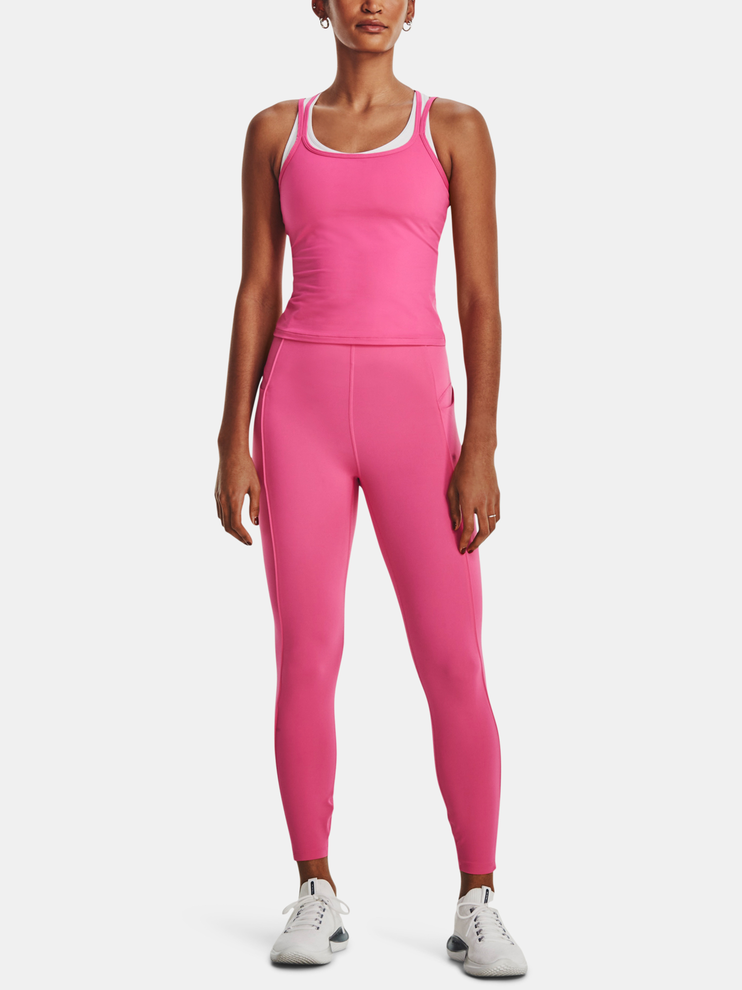 Pantaloni si pantaloni scurti pentru femei Under Armour - roz