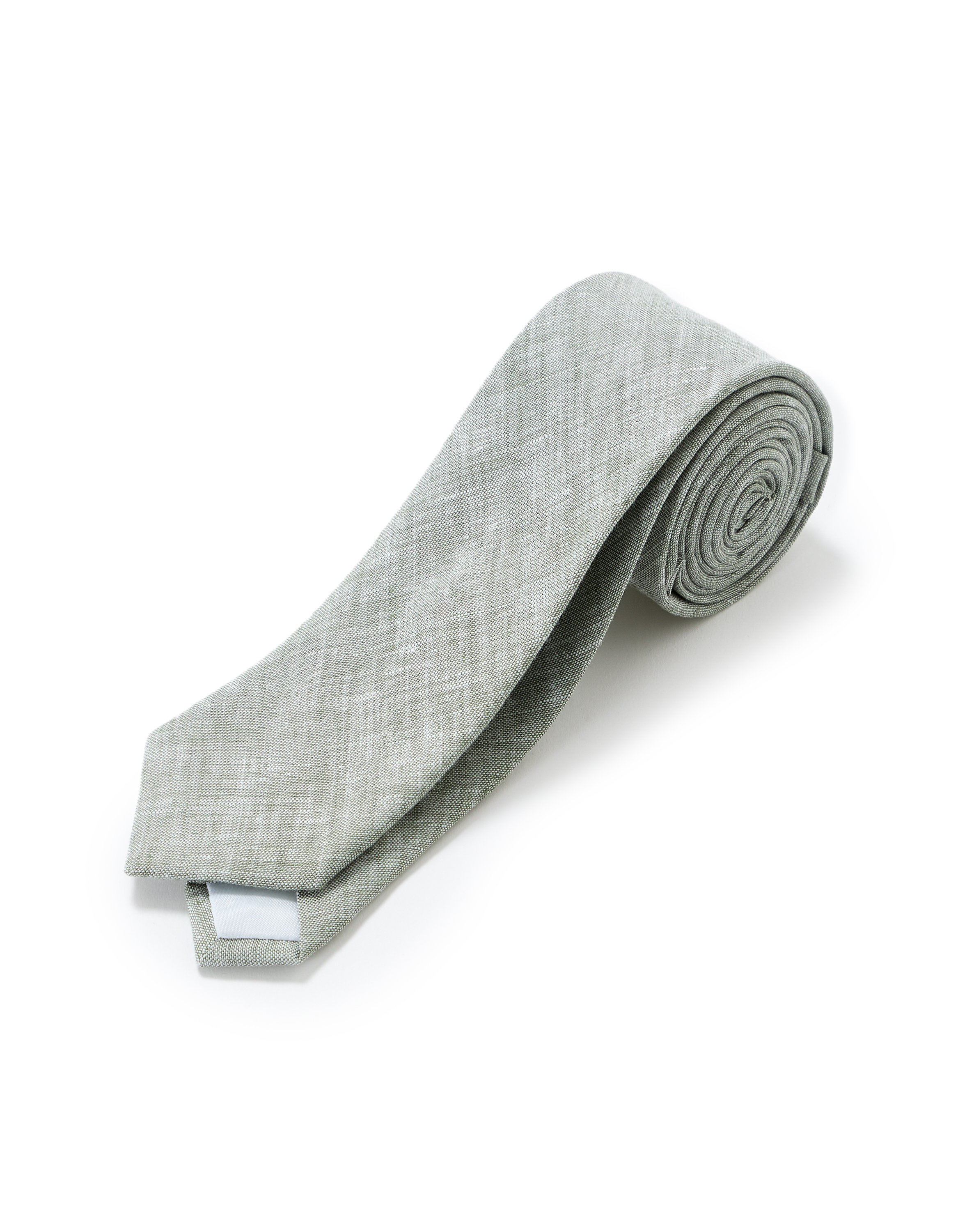 Articol de la Celio – clasic și din materiale premium