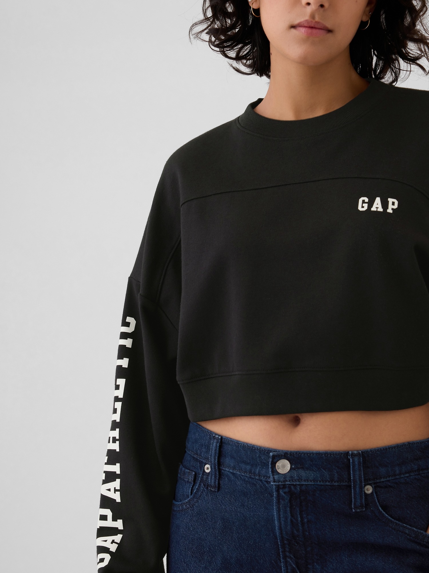 GAP Crop sweatshirt with logo - Women's