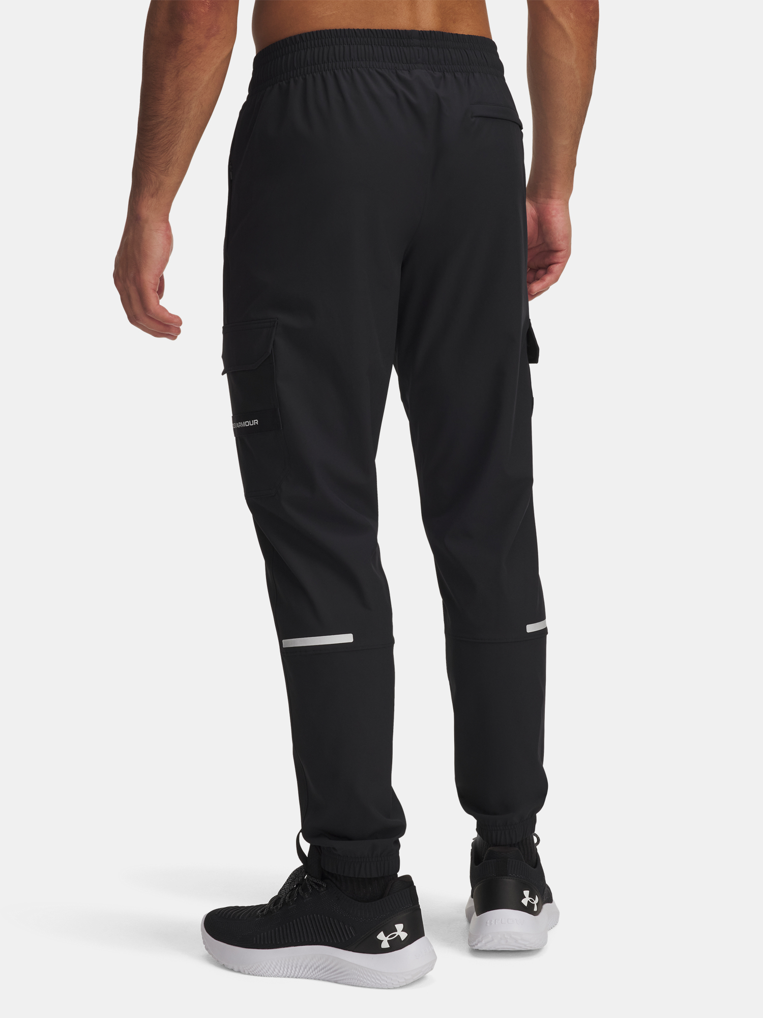 Men&#039;s Under Armour UA Tech Utility Woven Pant-BLK Sports Trousers - Mens