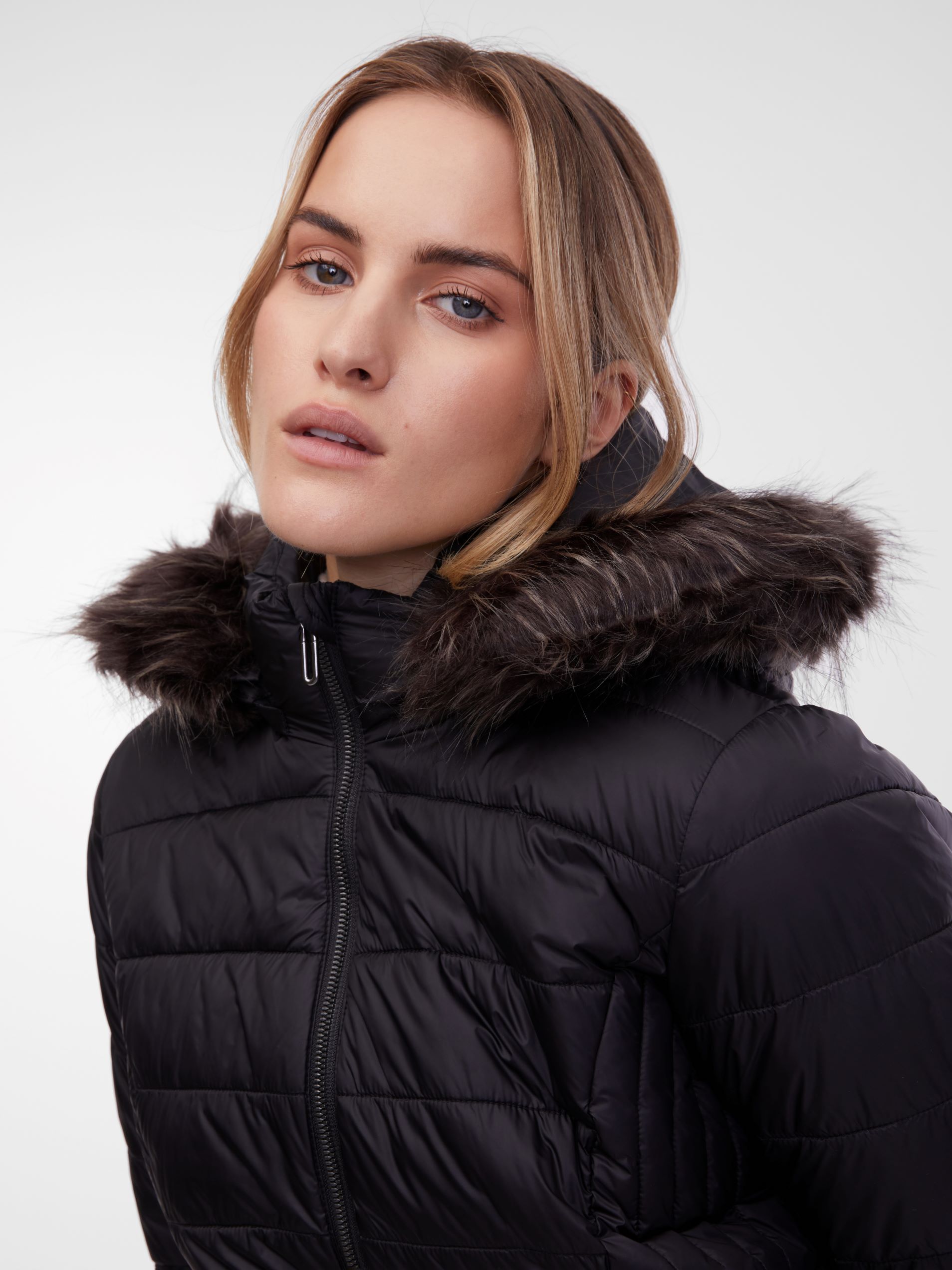 Paltoane pentru femei ORSAY - negru