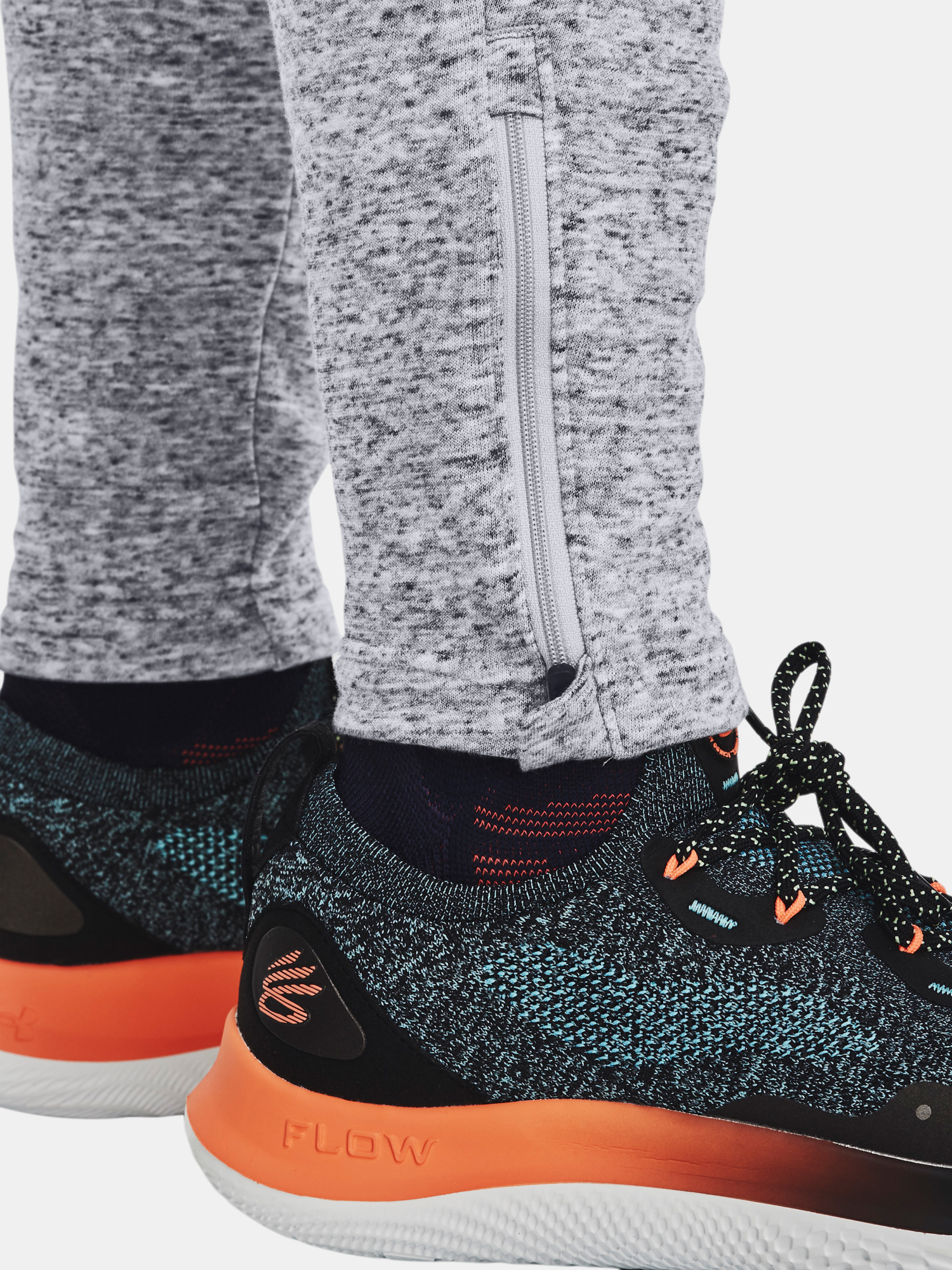 Pantaloni casual pentru barbati Under Armour - gri