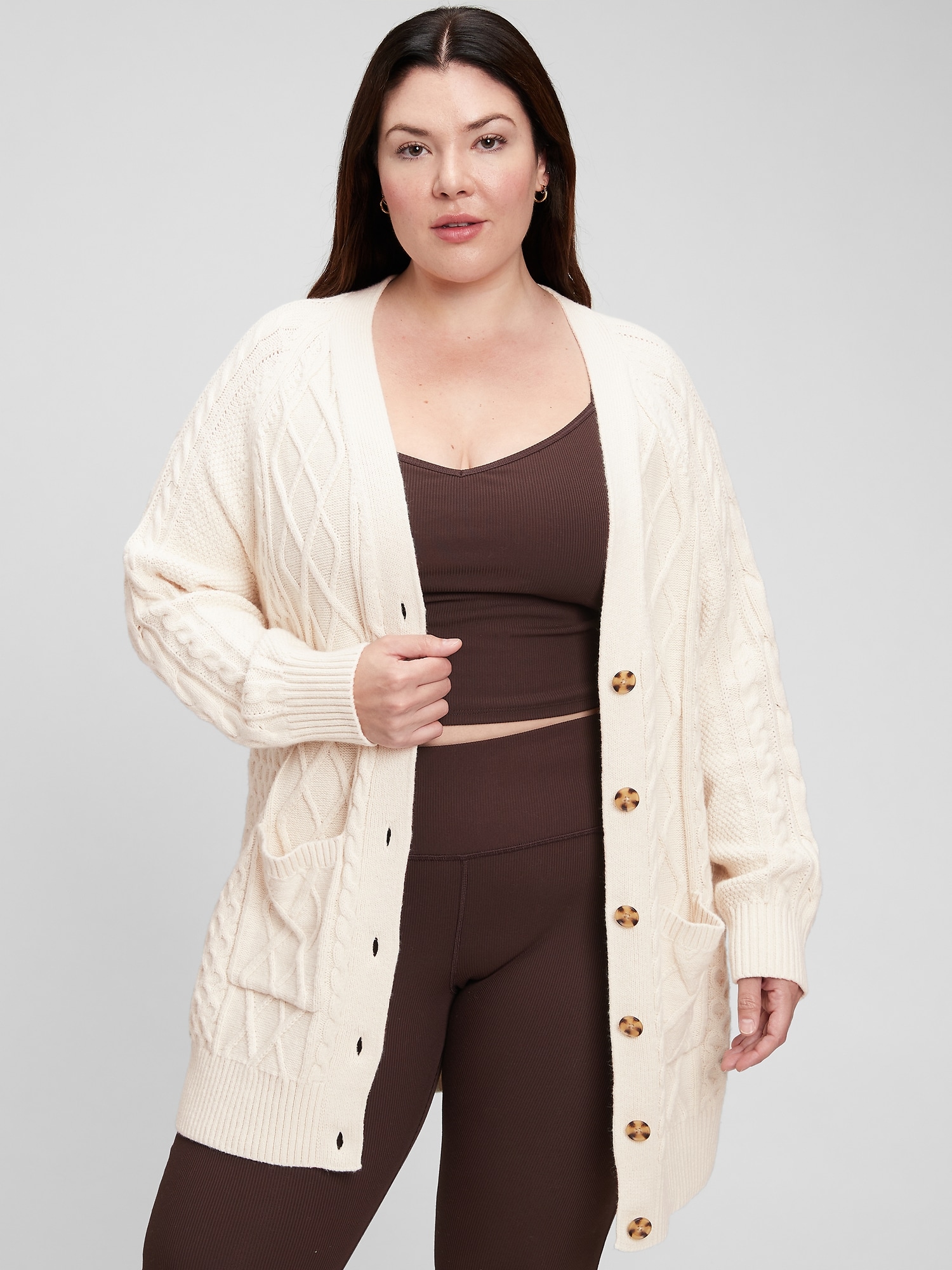 Cardigan tricotat cu buzunare