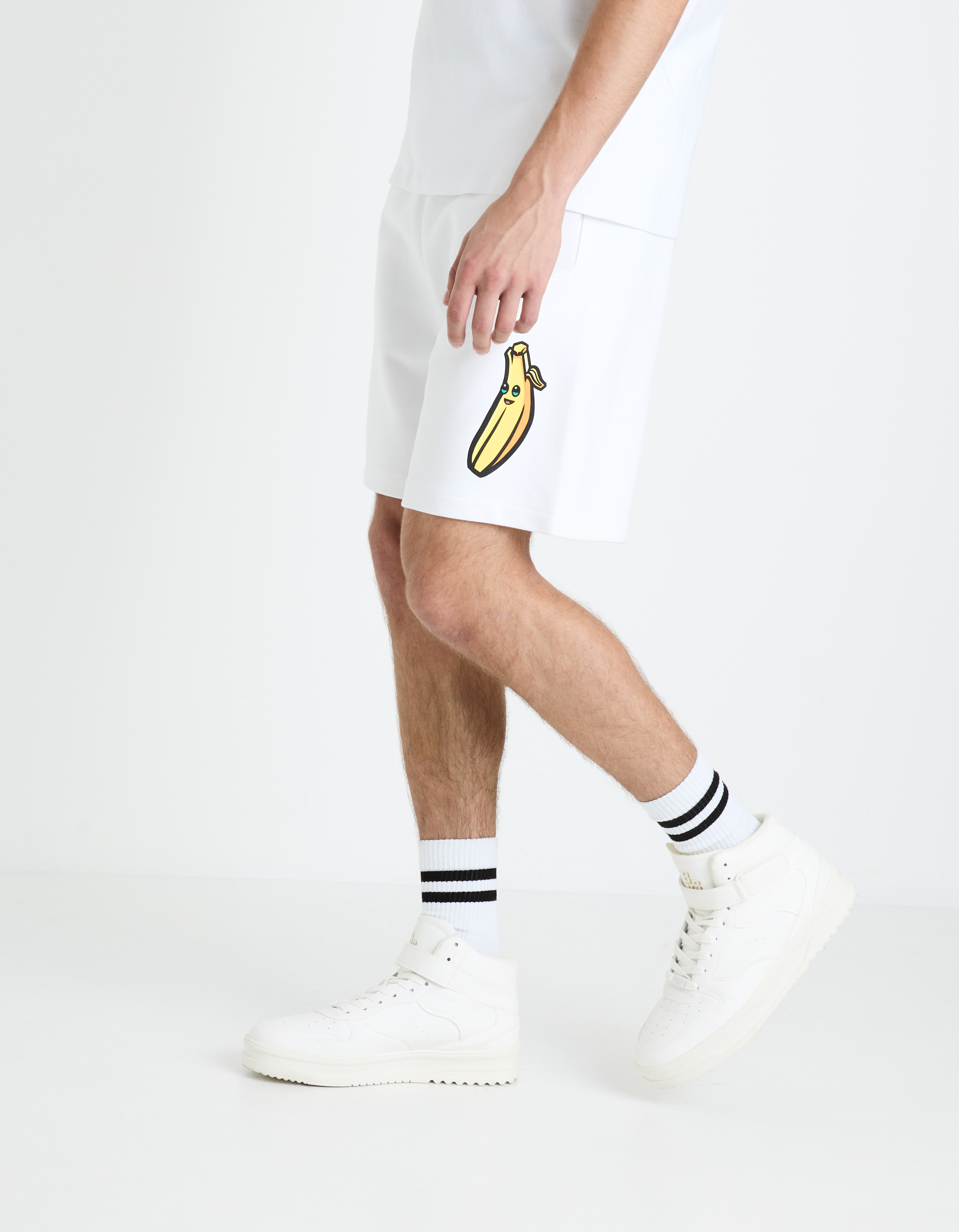 Pantaloni scurti pentru barbati Celio - alb