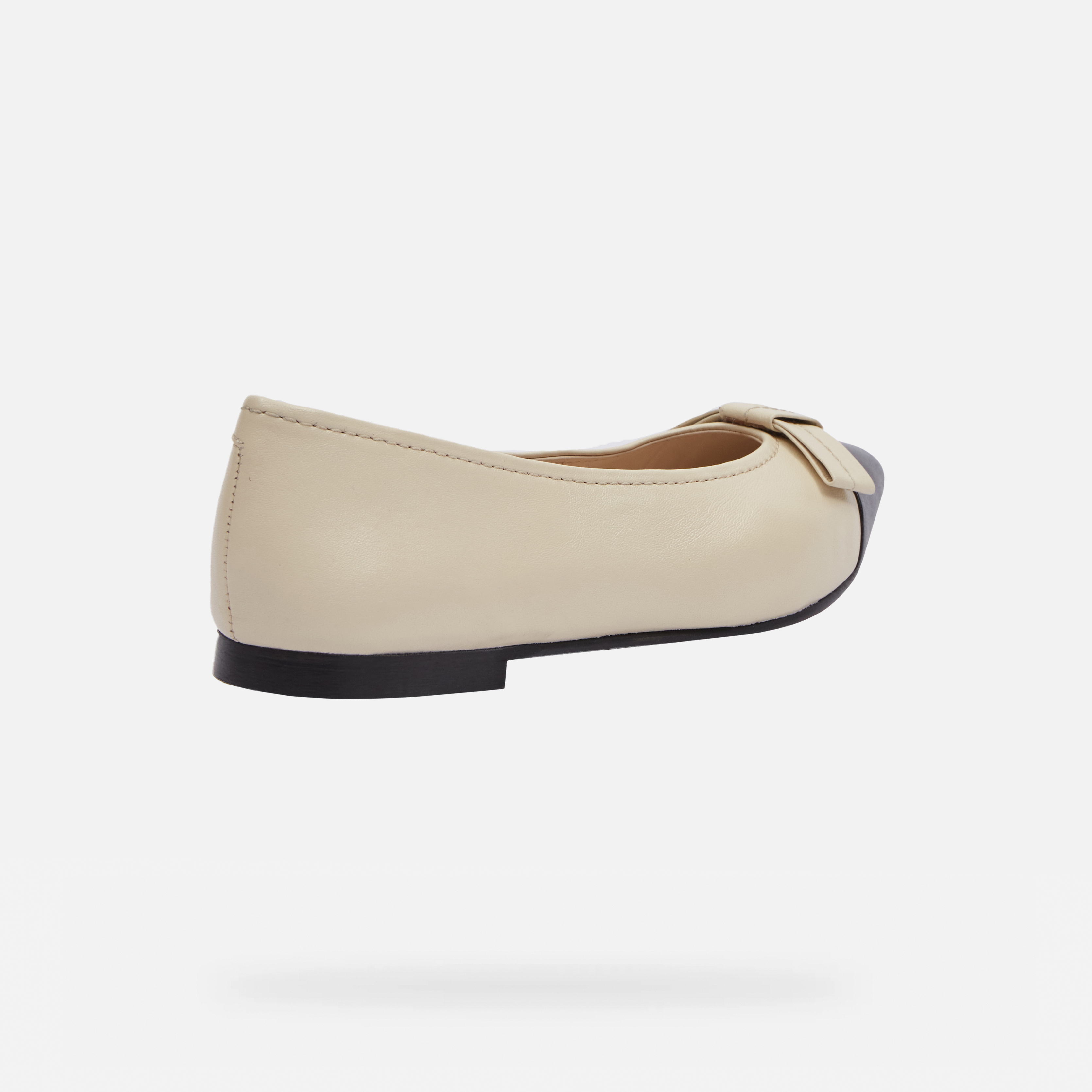 Cream women's ballet flats Geox Millianee - Women's