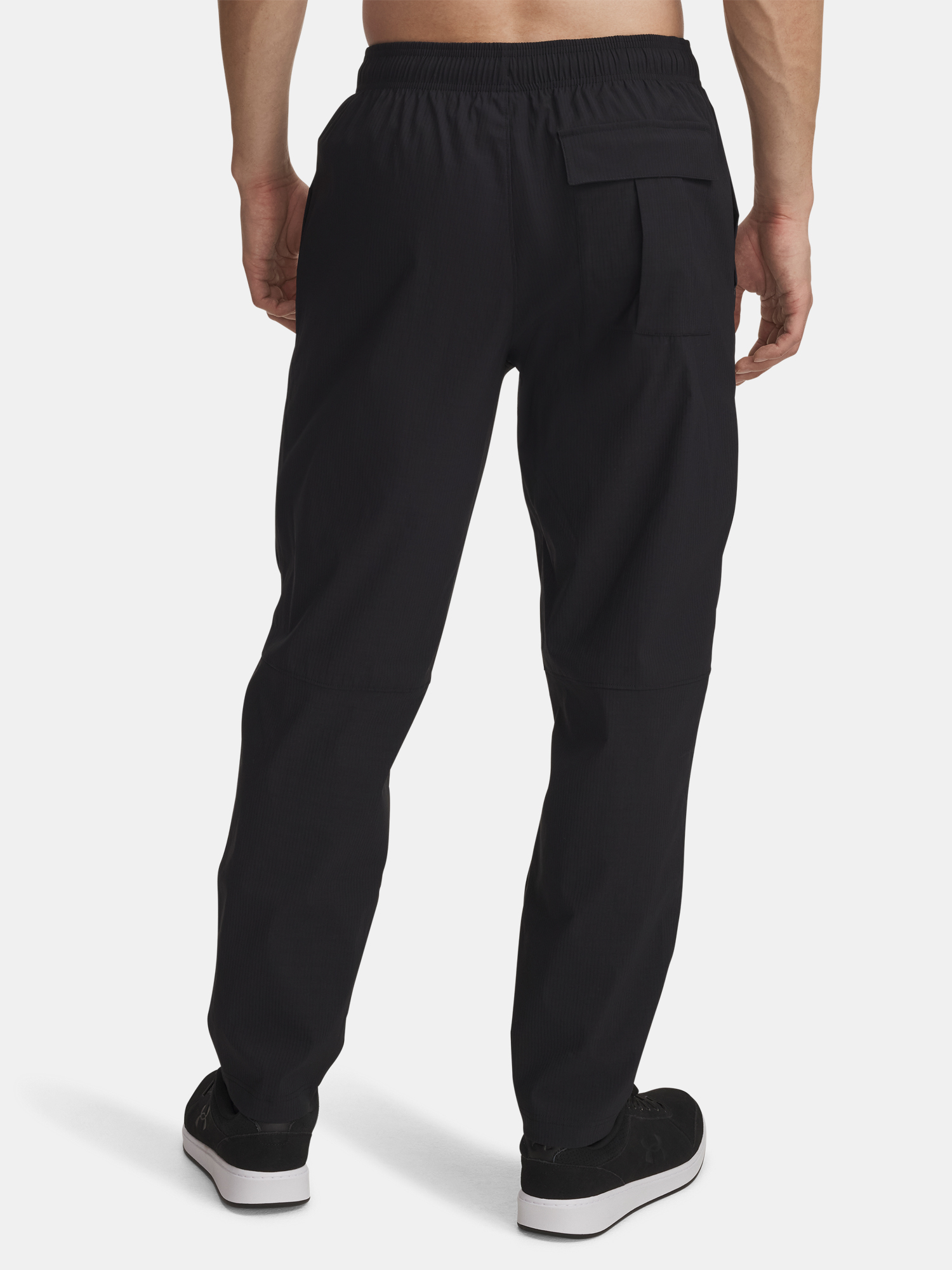 Men&#039;s Under Armour UA UNSTPBLE WOVEN TX TAPER-BLK Men&#039;s Sports Trousers - Mens