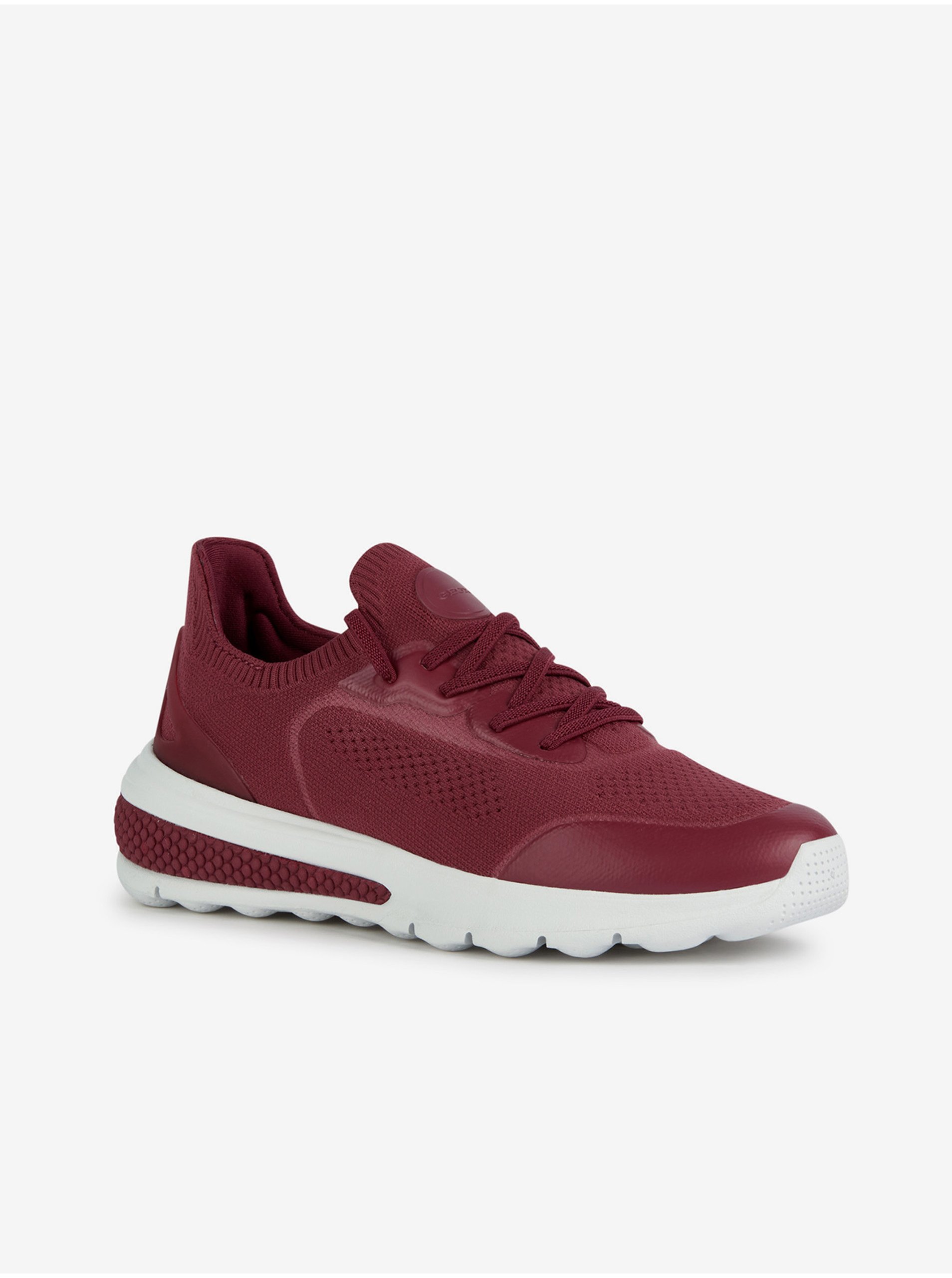 Ingrijirea pantofilor pentru femei Geox - bordo