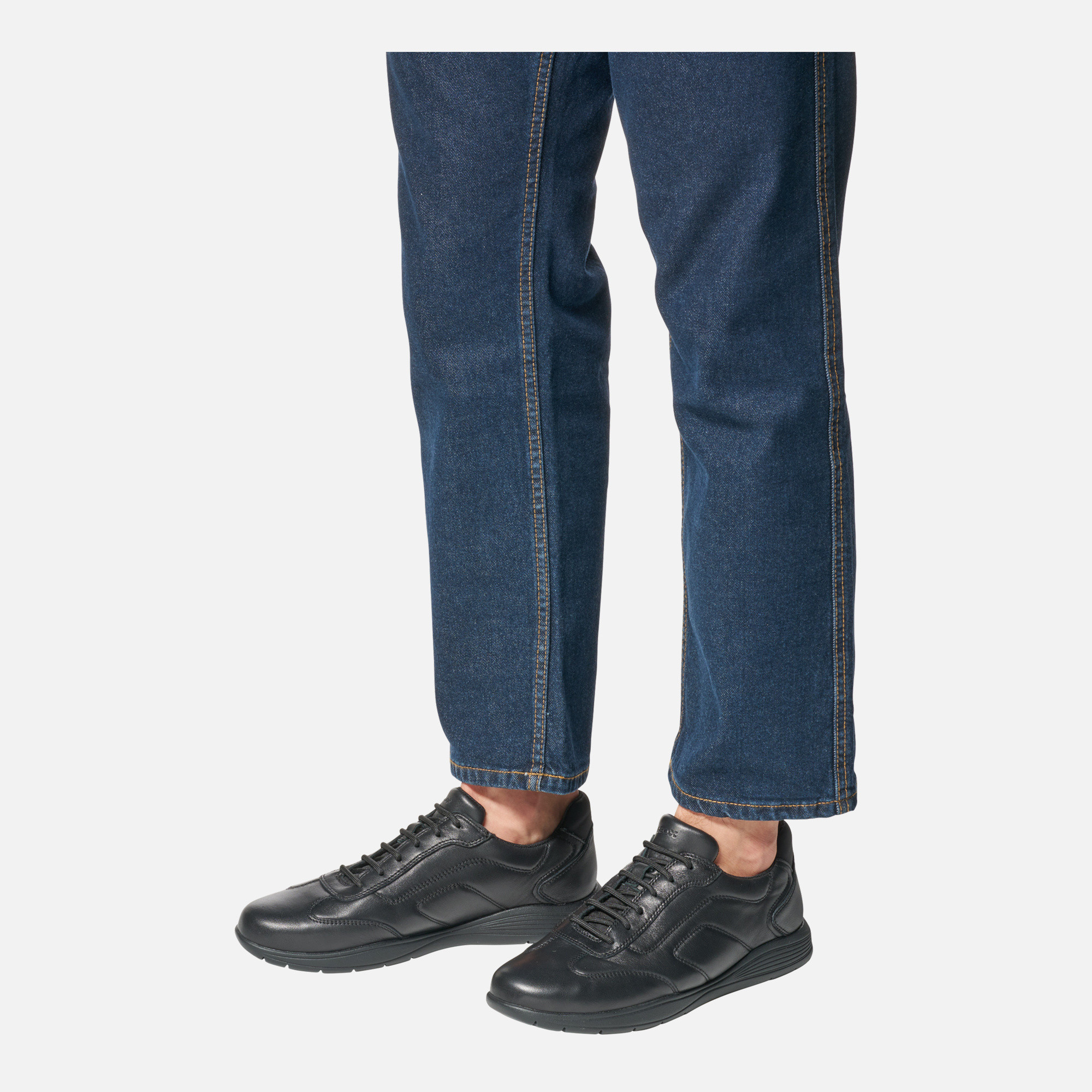 Black men's sneakers Geox Spherica EC2 - Men's