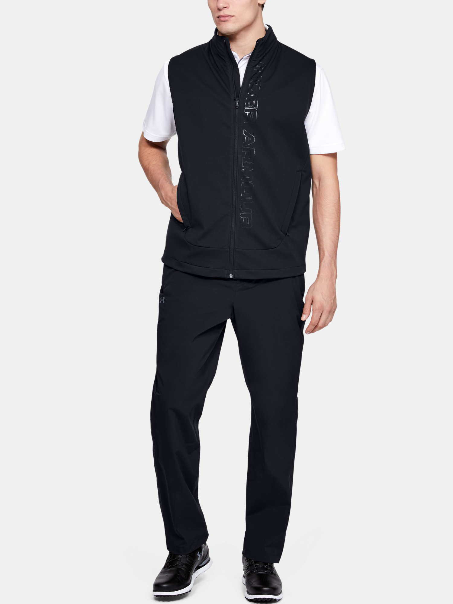 Pantaloni barbati, Under Armour