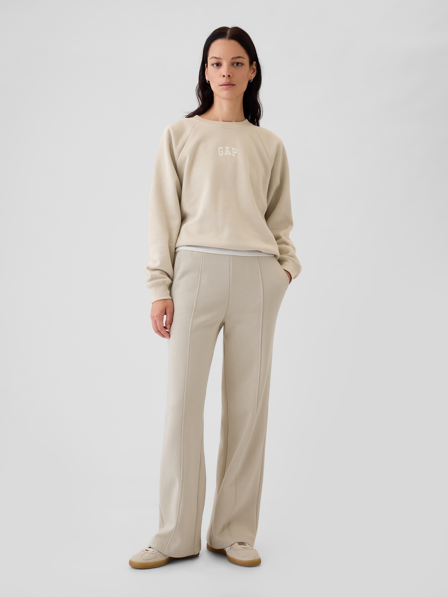 GAP Oversize Sweatshirt Vintage Soft - Women's