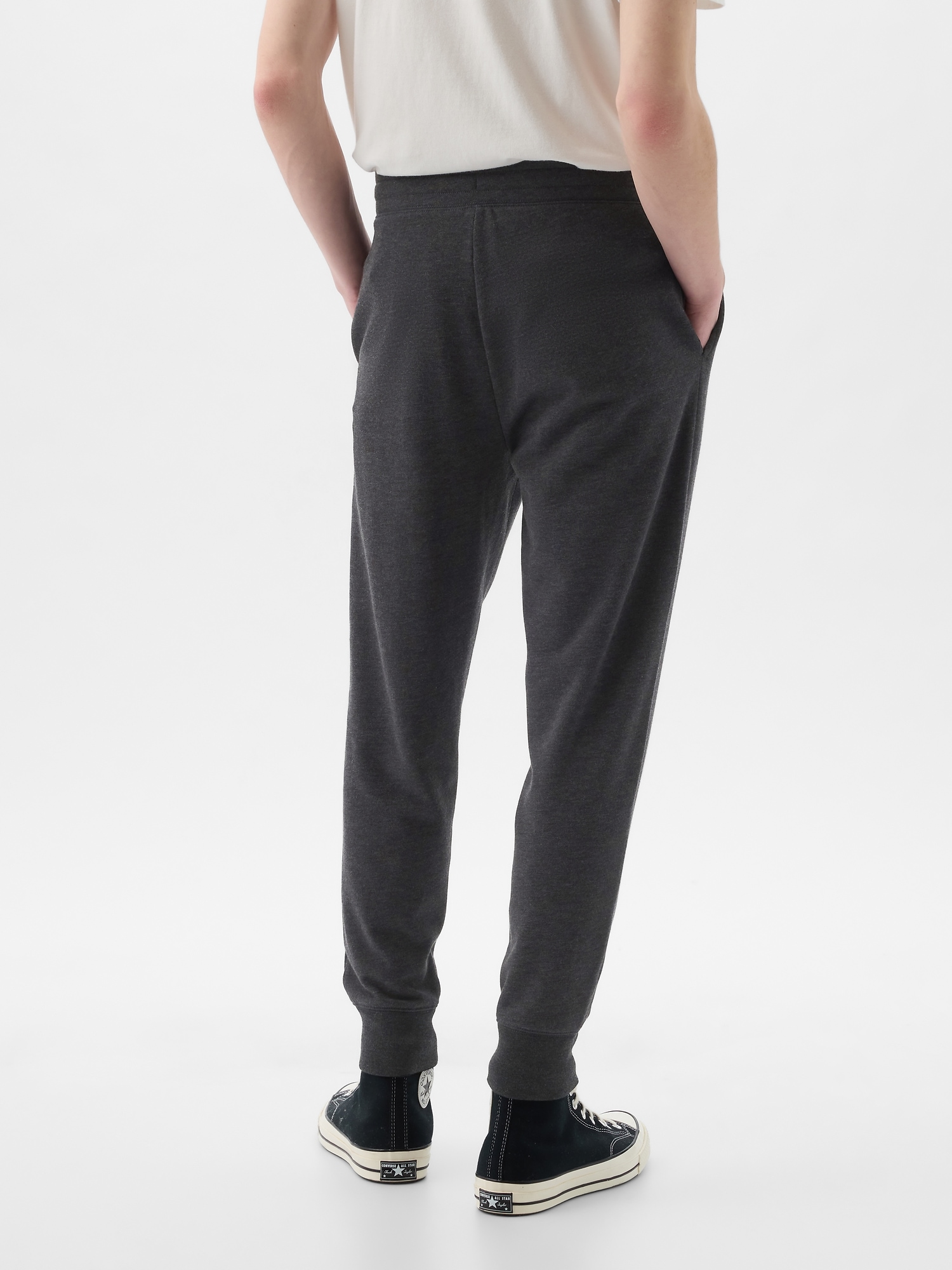 Pantaloni scurti, pantaloni basic pentru barbati GAP - gri inchis
