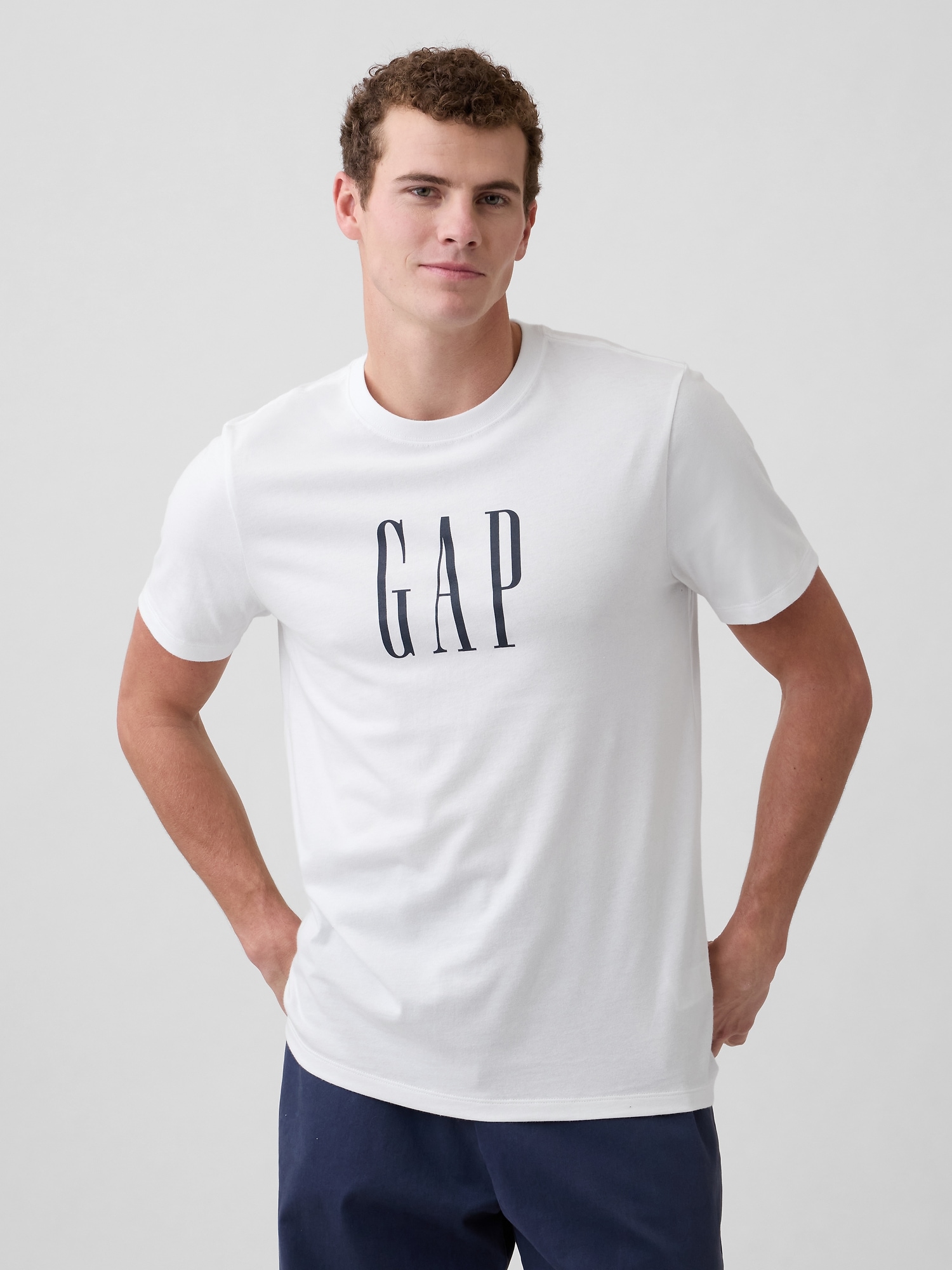 Тениска с лого GAP Everyday Soft