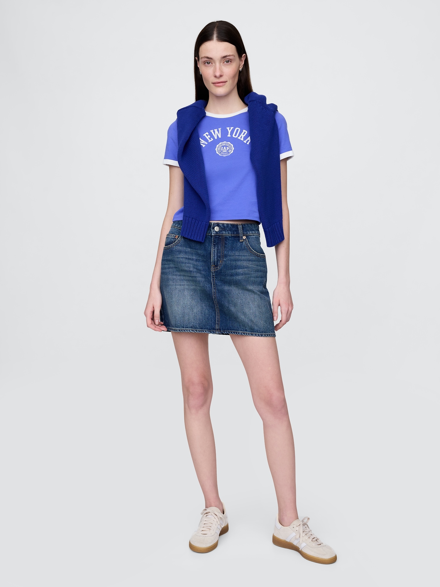 GAP Crop T-shirt with logo - Women's