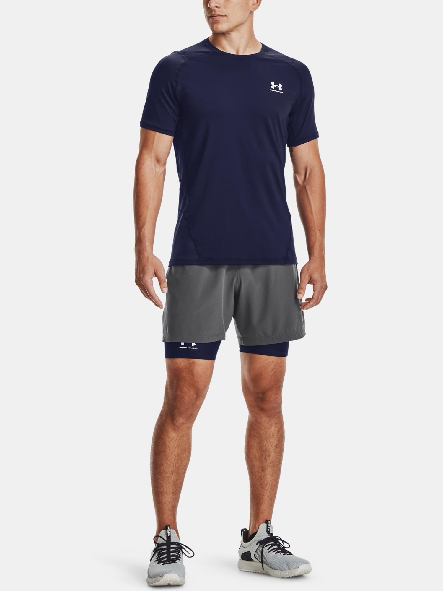 Pantaloni si pantaloni scurti pentru barbati Under Armour - albastru