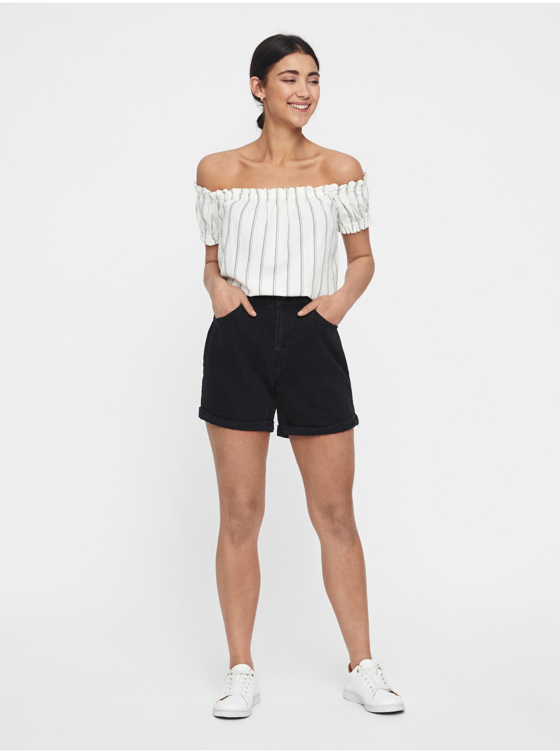 Pantaloni scurti gri inchis din denim cu talie inalta VERO MODA Nineteen