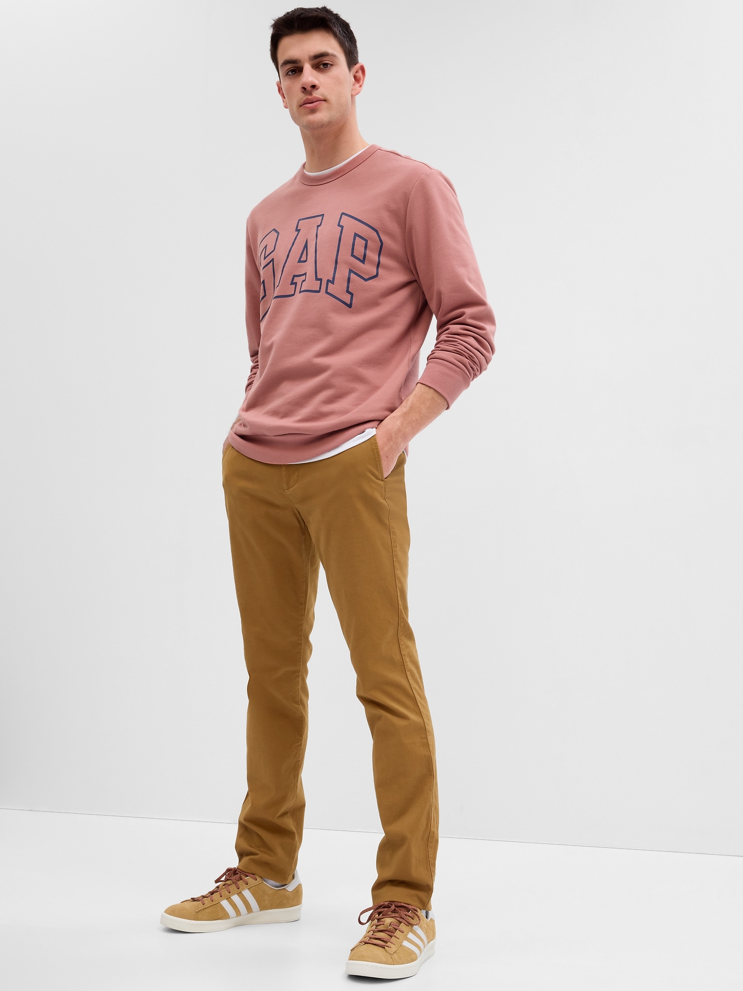 Pantaloni pentru bărbați GAP Basic