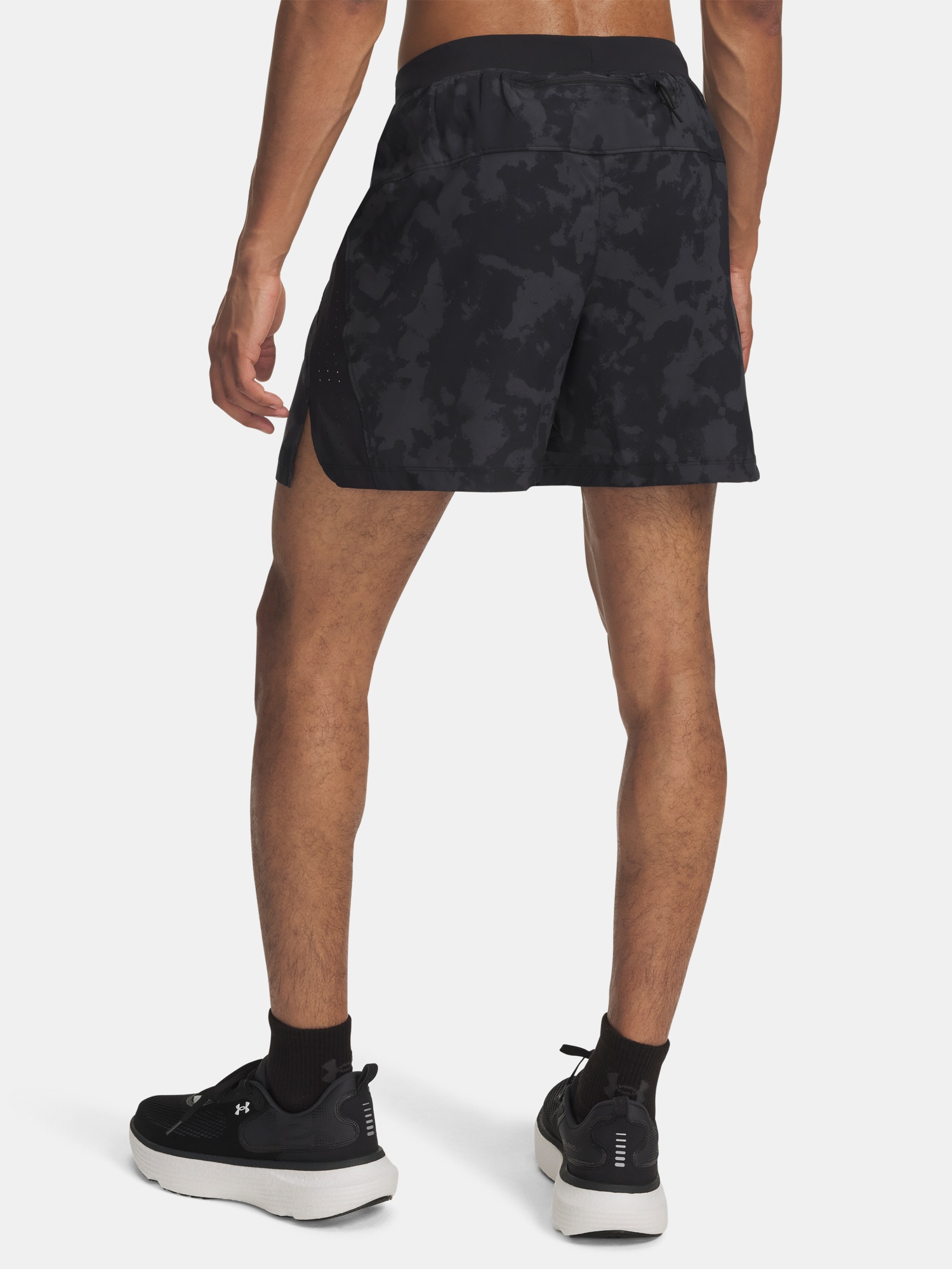 Men&#039;s shorts Under Armour Launch Pro 7in Prtd Short-GRY - Men&#039;s