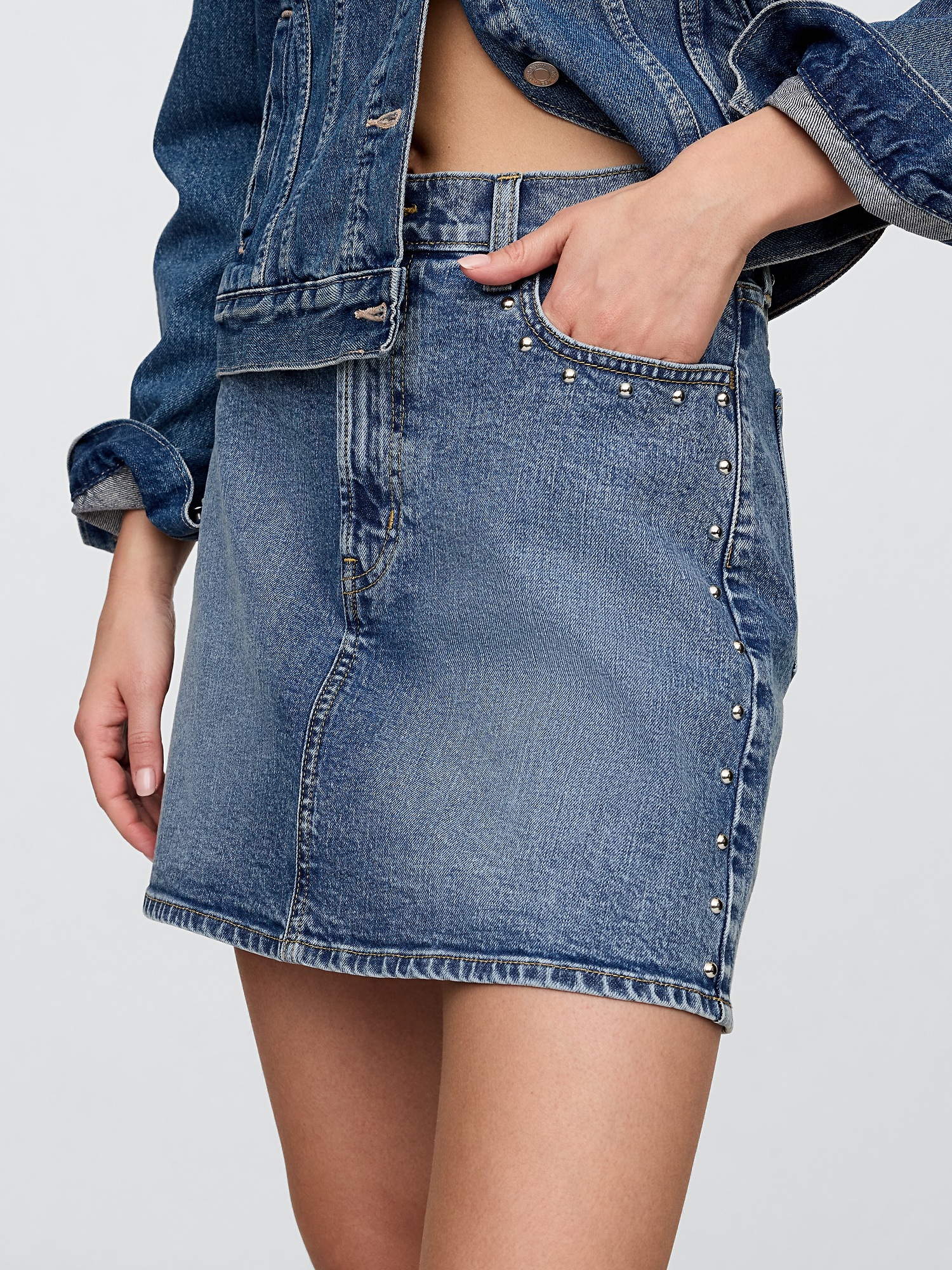 GAP Denim mini skirt - Women&#039;s
