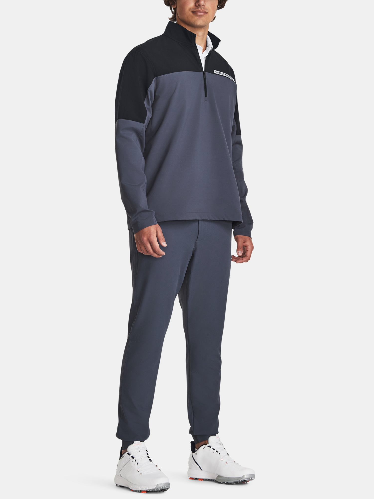 Jachete si tricouri pentru barbati Under Armour - gri inchis