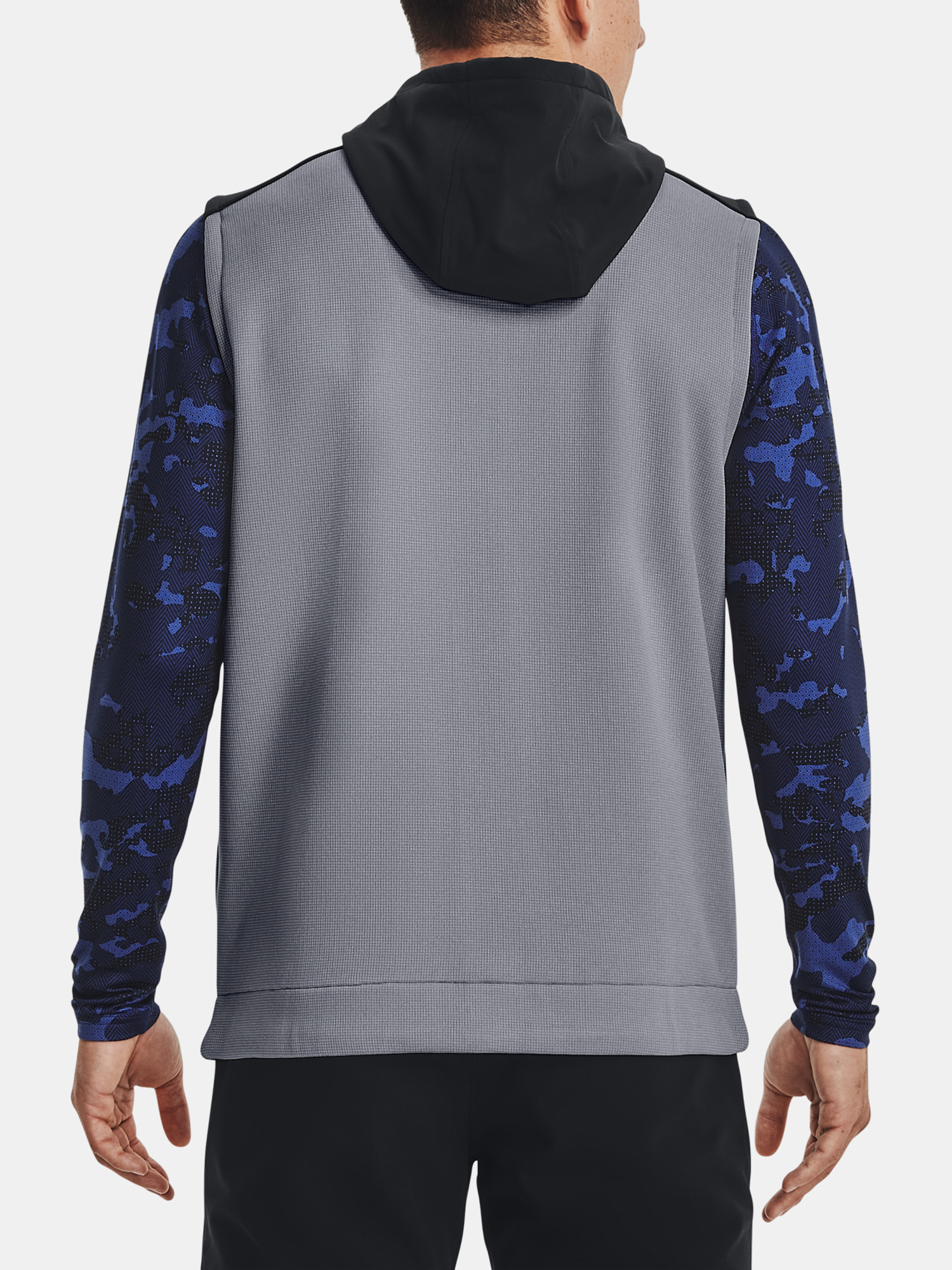 Jachete si tricouri pentru barbati Under Armour - gri