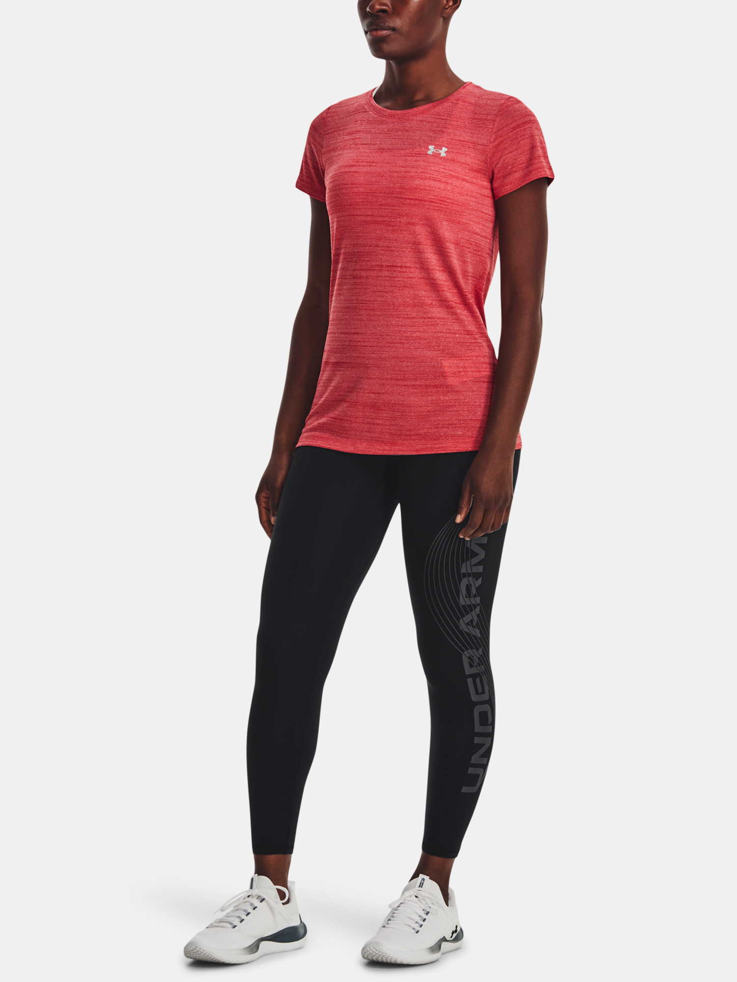Pantaloni si pantaloni scurti pentru femei Under Armour - negru