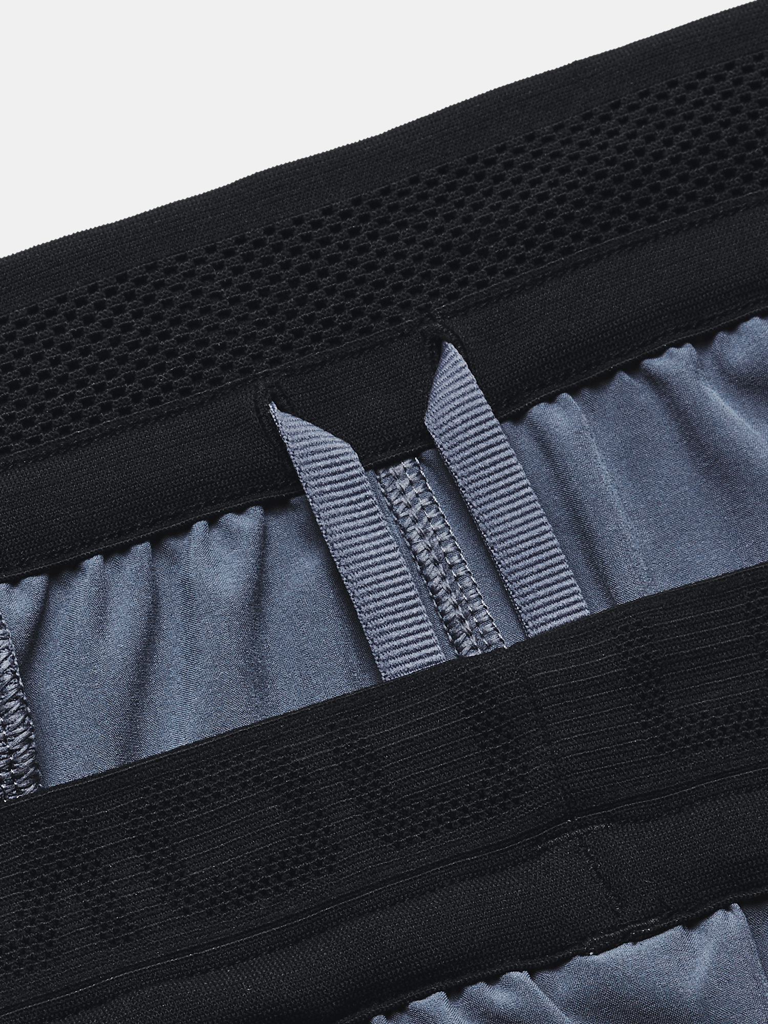 Pantaloni si pantaloni scurti pentru barbati Under Armour - gri