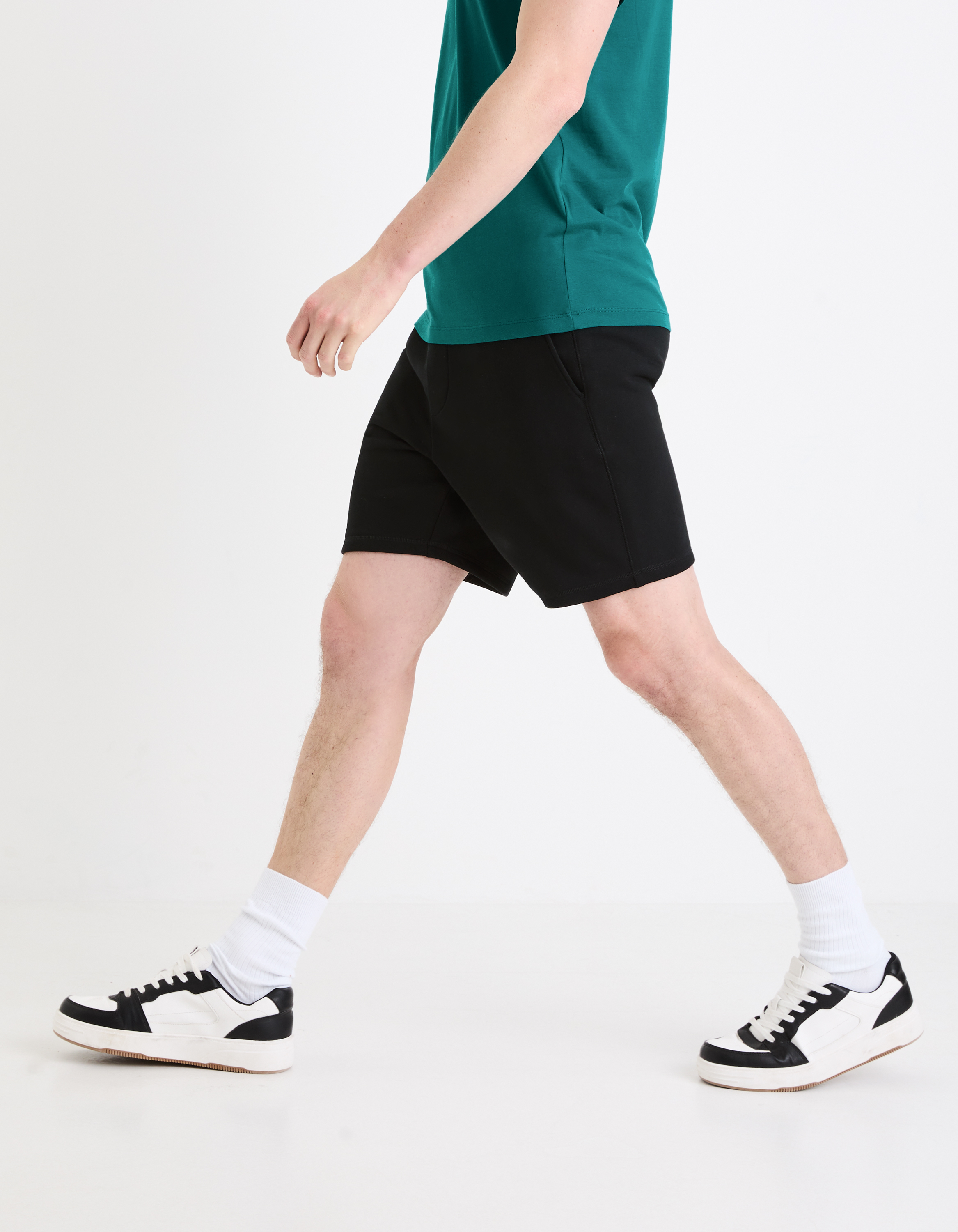 Pantaloni scurti pentru barbati Celio - negru