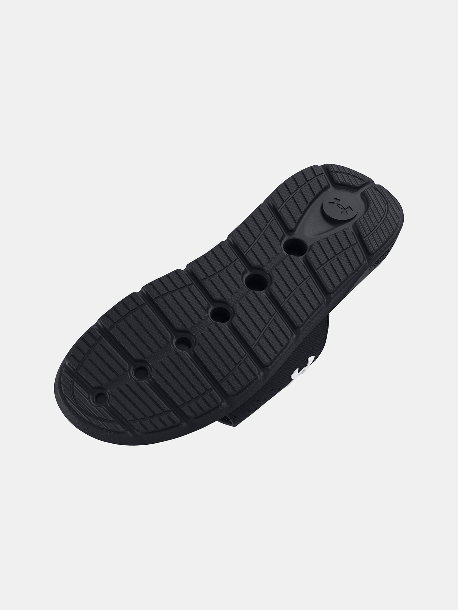 Slapi dama, Under Armour