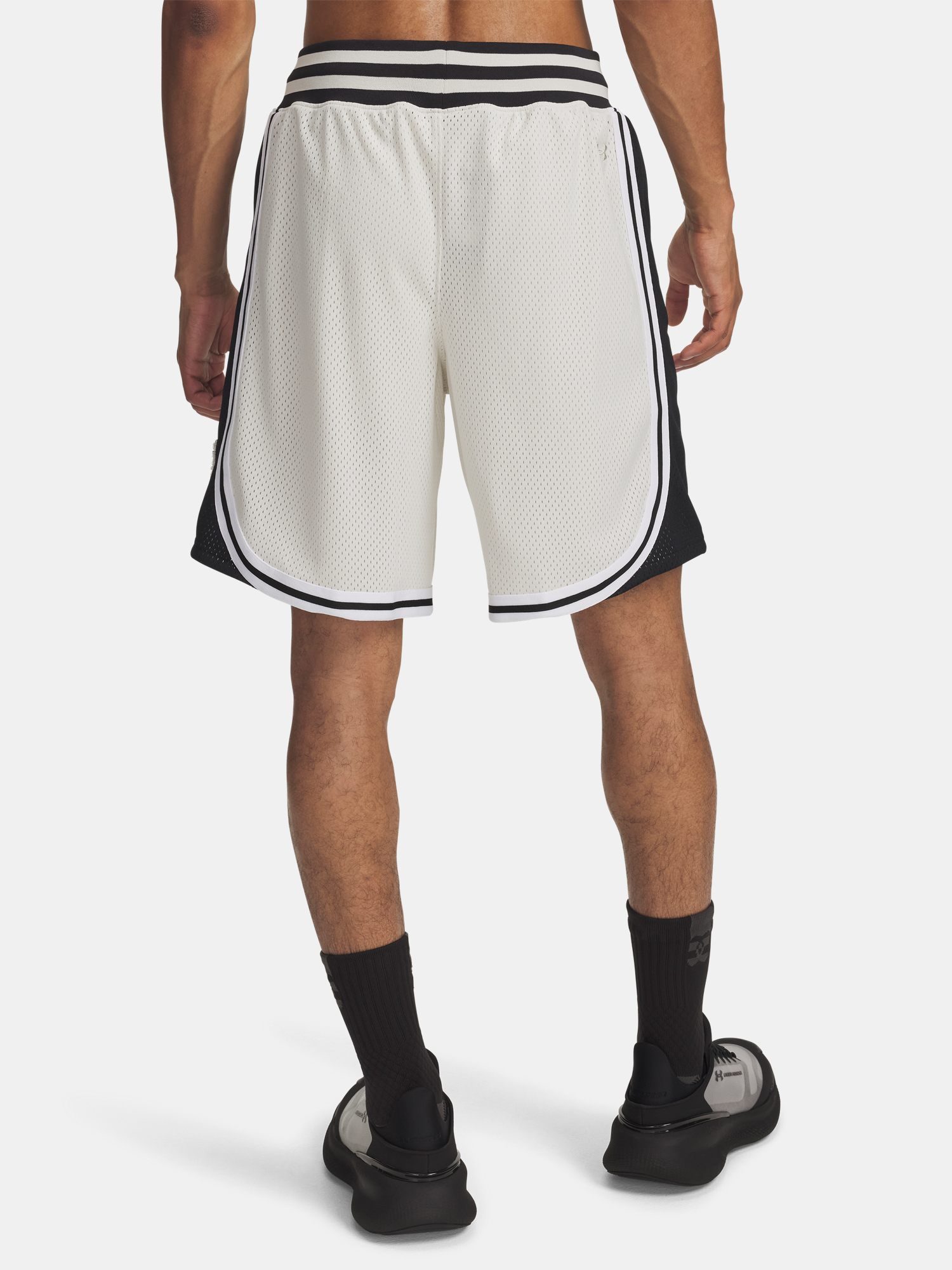 Men&#039;s shorts Under Armour UA M Courtside Short-WHT - Men&#039;s