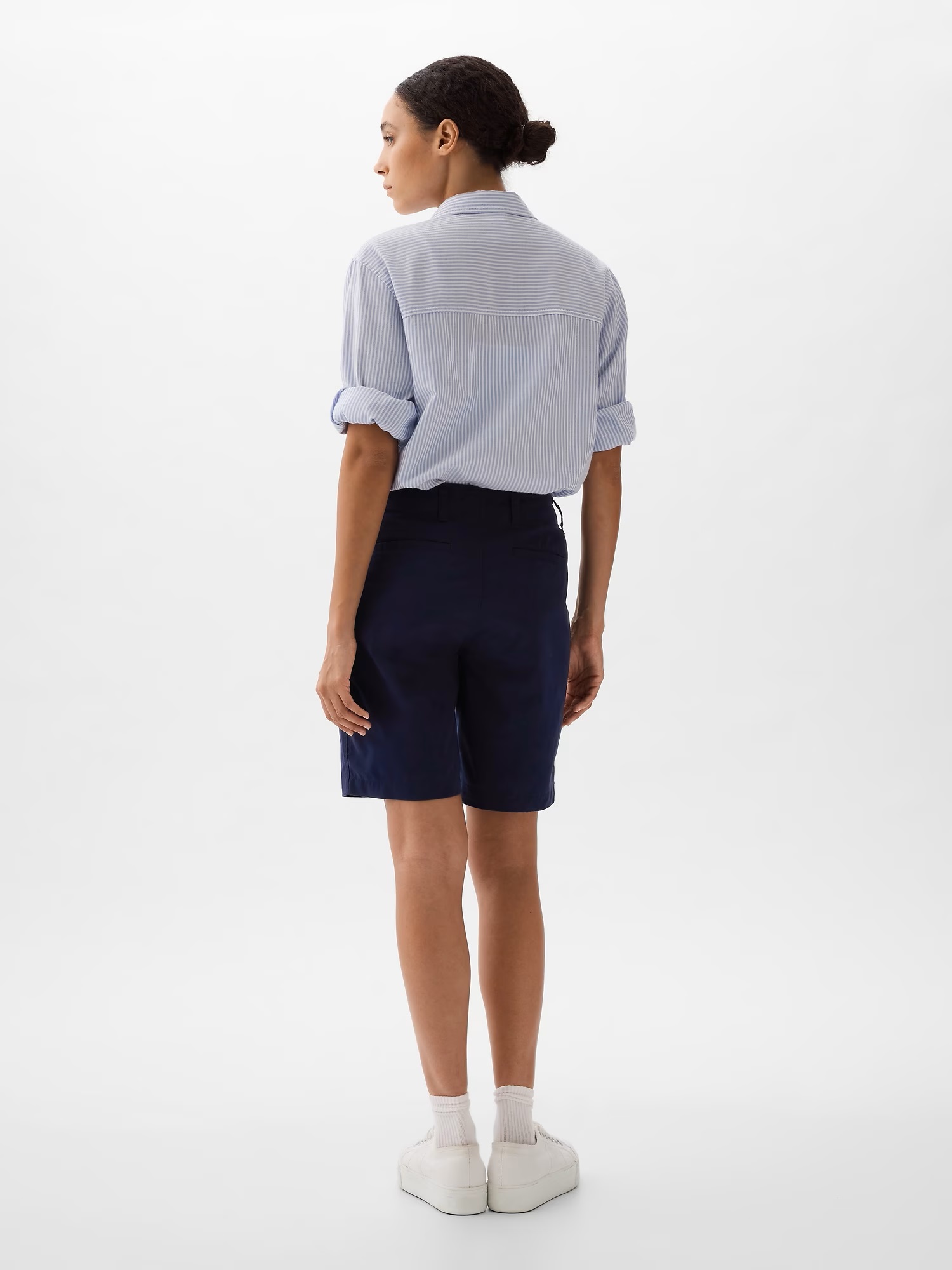 Pantaloni scurti pentru femei GAP - albastru inchis
