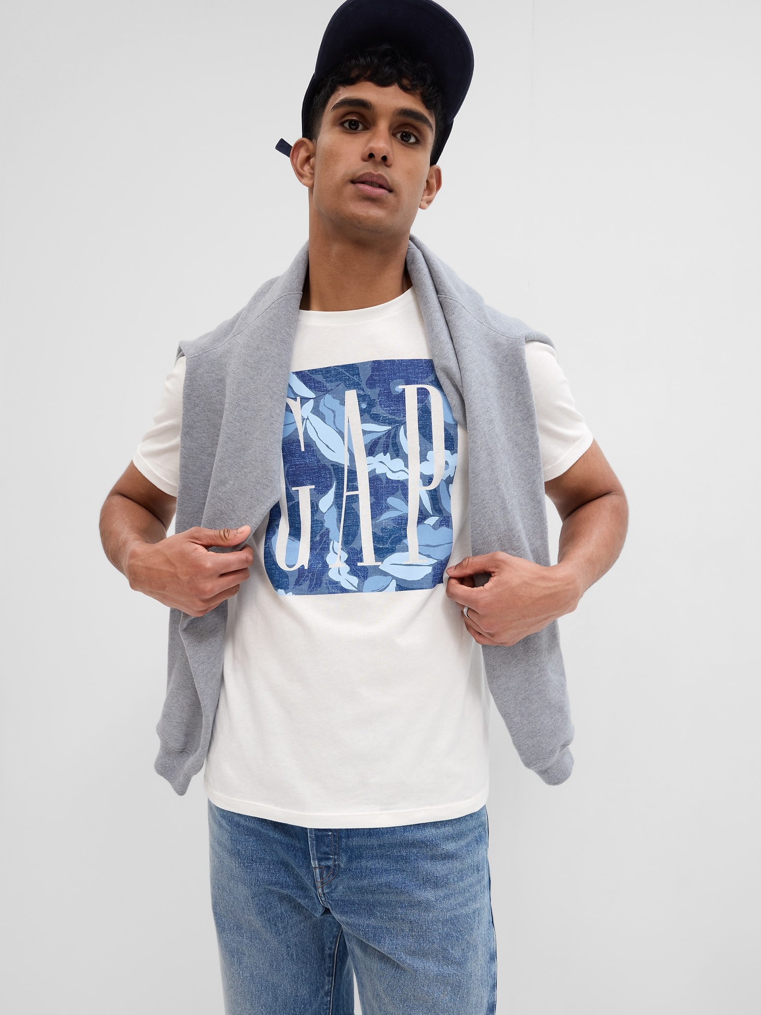 GAP T-shirt With Print And Logo - Men's