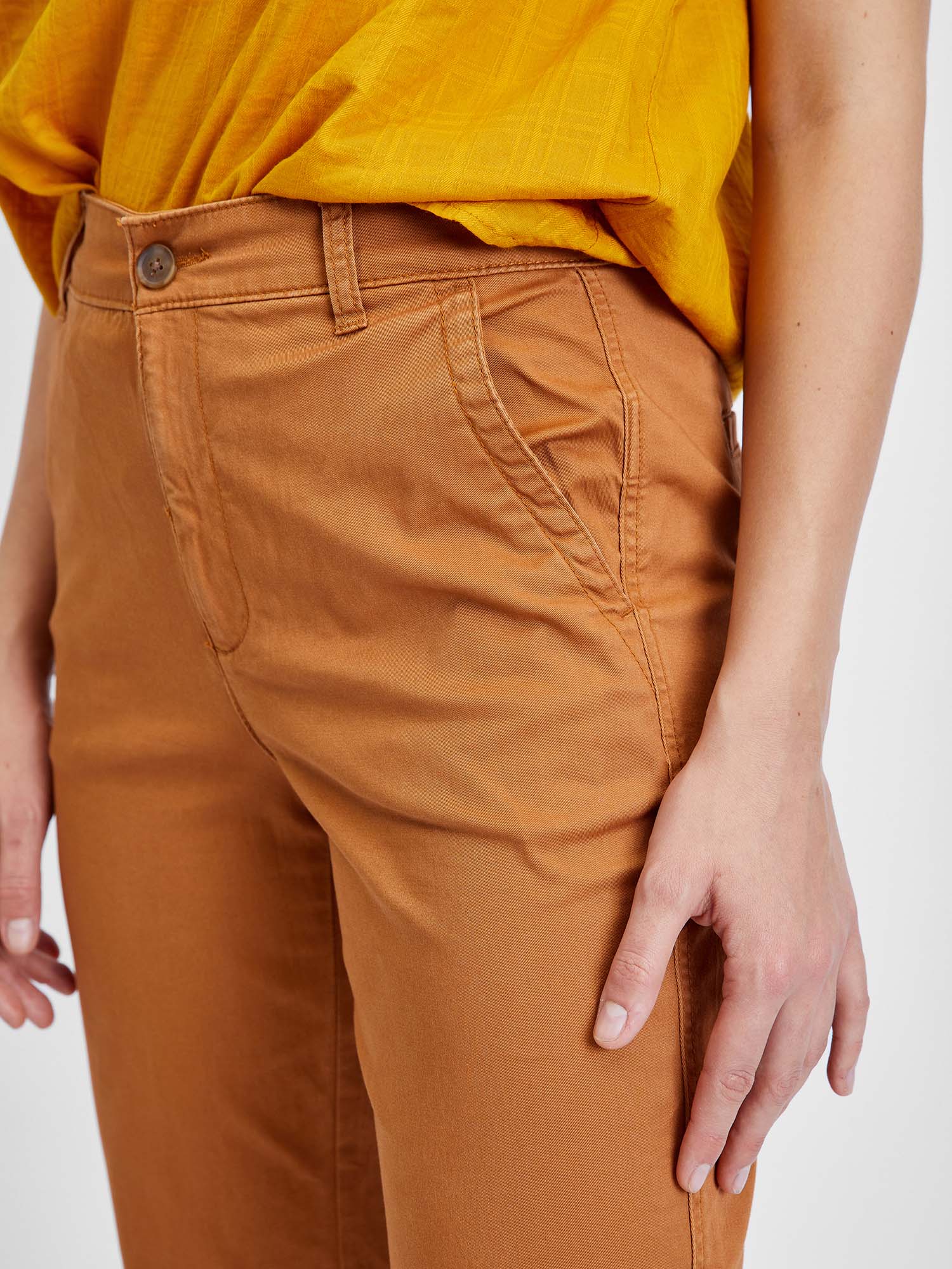 Marimi curvy pentru femei GAP - caramiziu